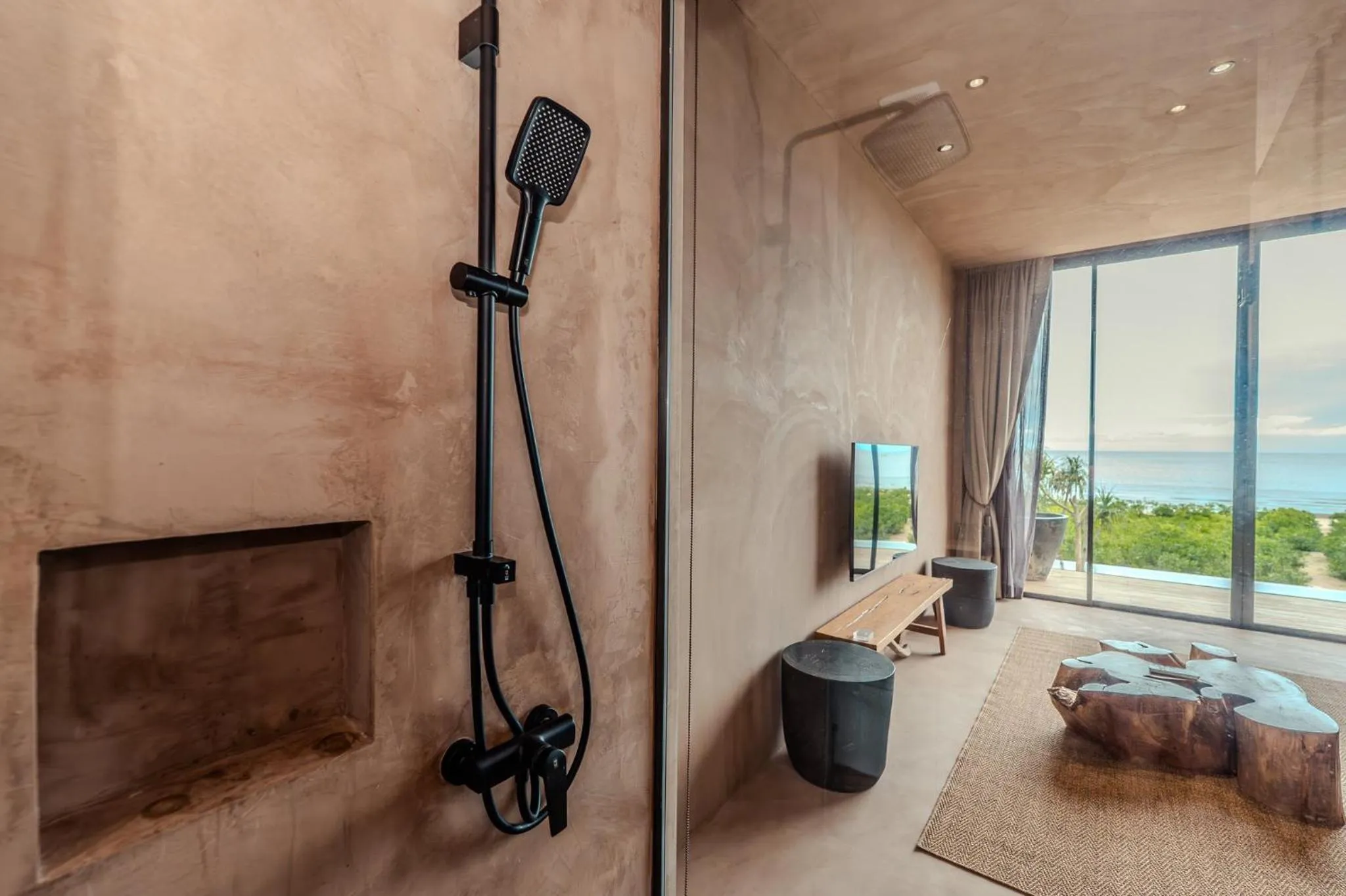 inchantreedoolay huahin