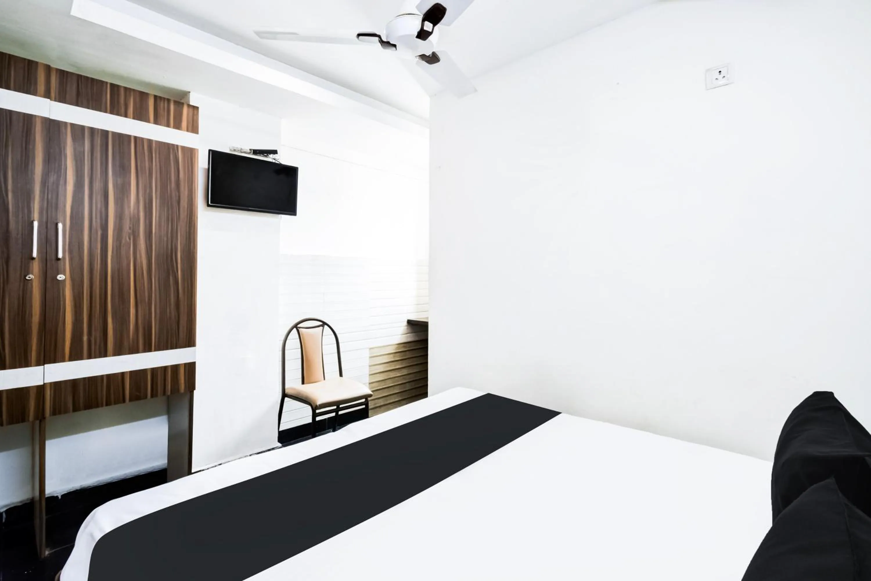 Bedroom, Bed in HOTEL O SUN RESIDENCY