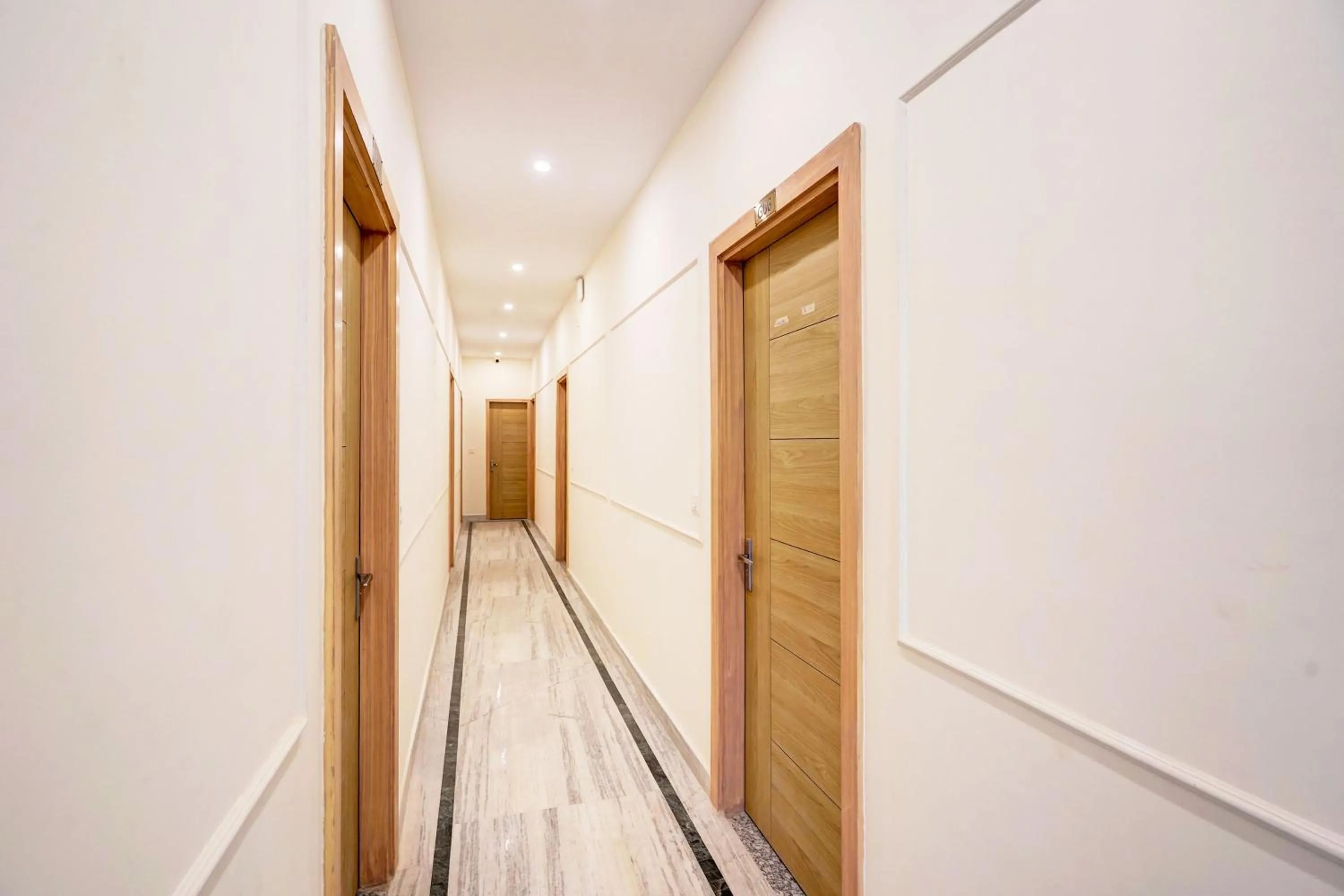 Lobby or reception in Super Collection O Surajpur Chowk Greater Noida