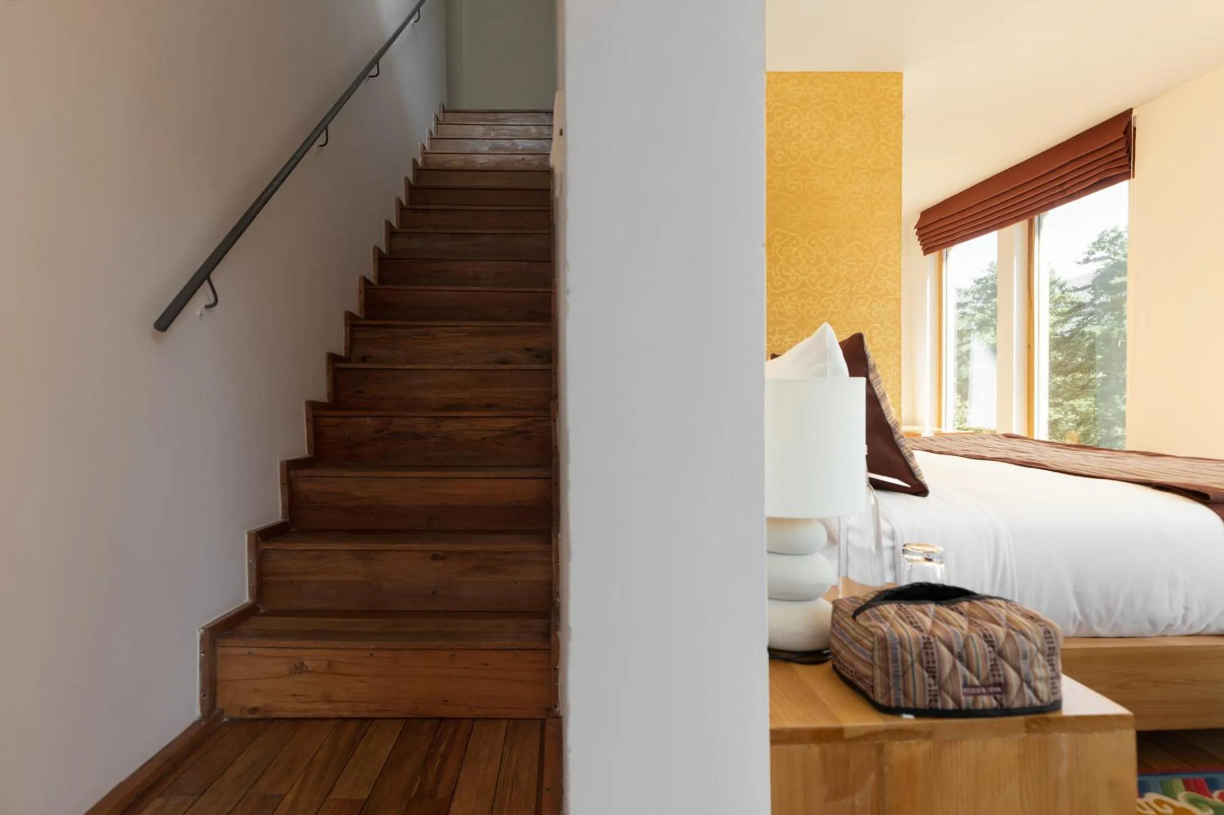 Guests, Bed in Zhiwaling Ascent