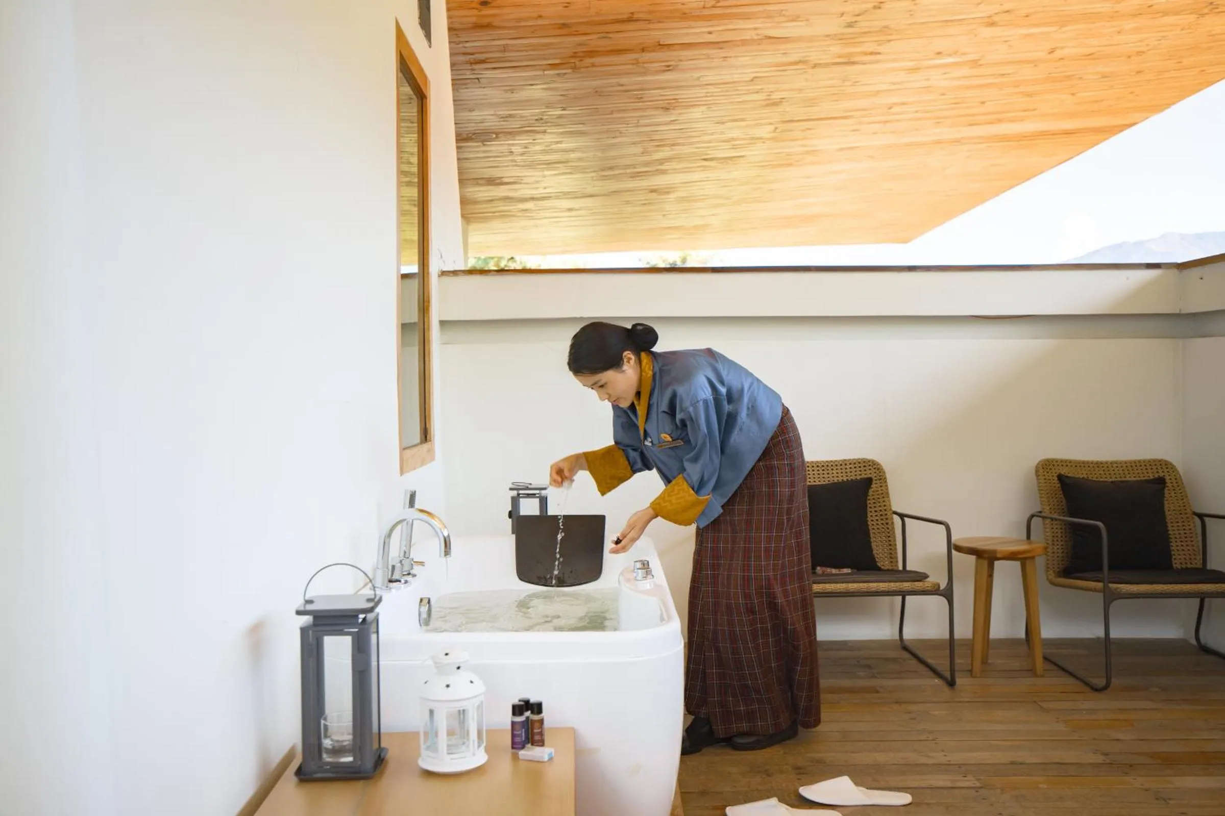 Hot Tub in Zhiwaling Ascent