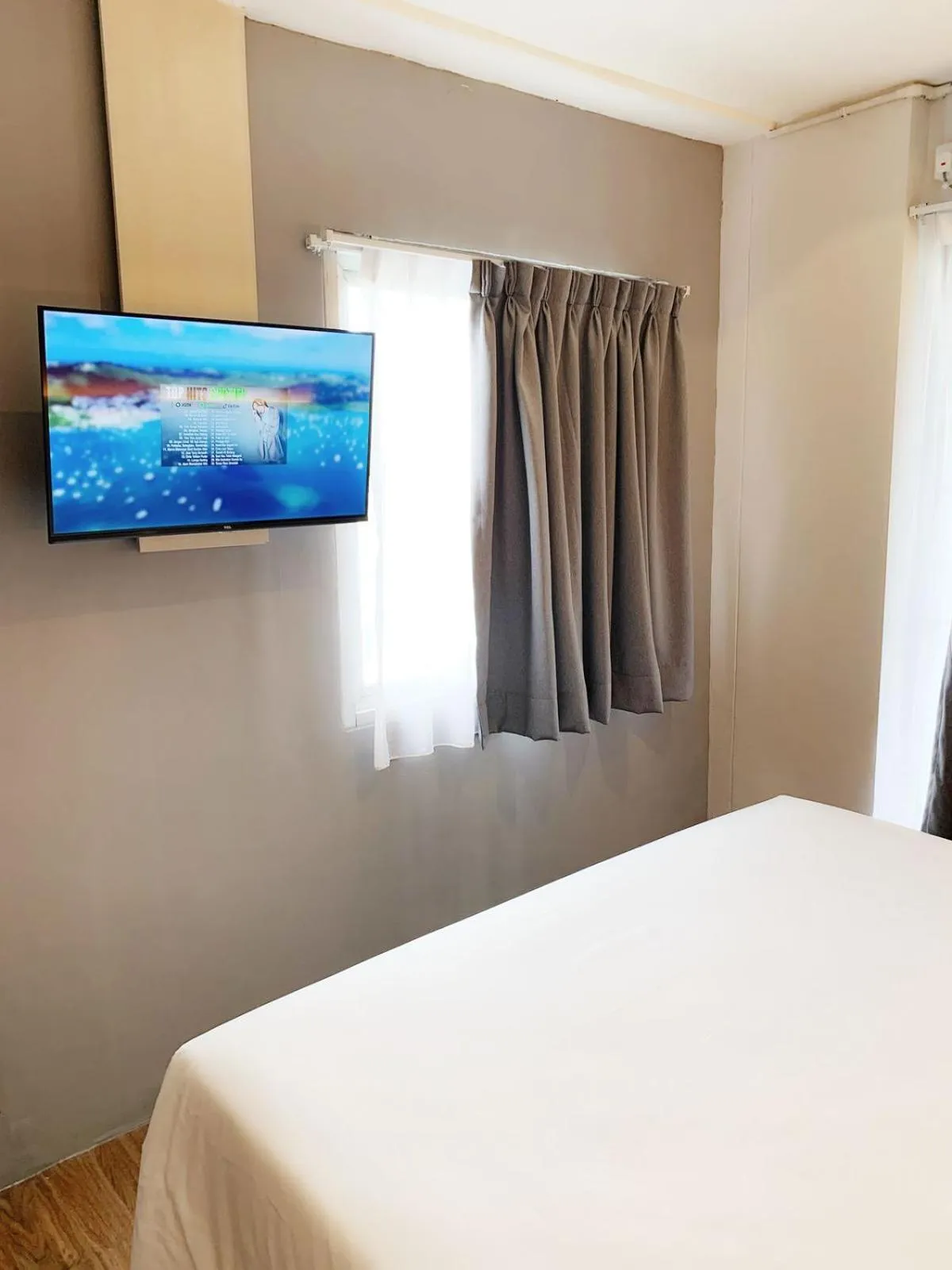 Bed in Nemuru Stay BTC