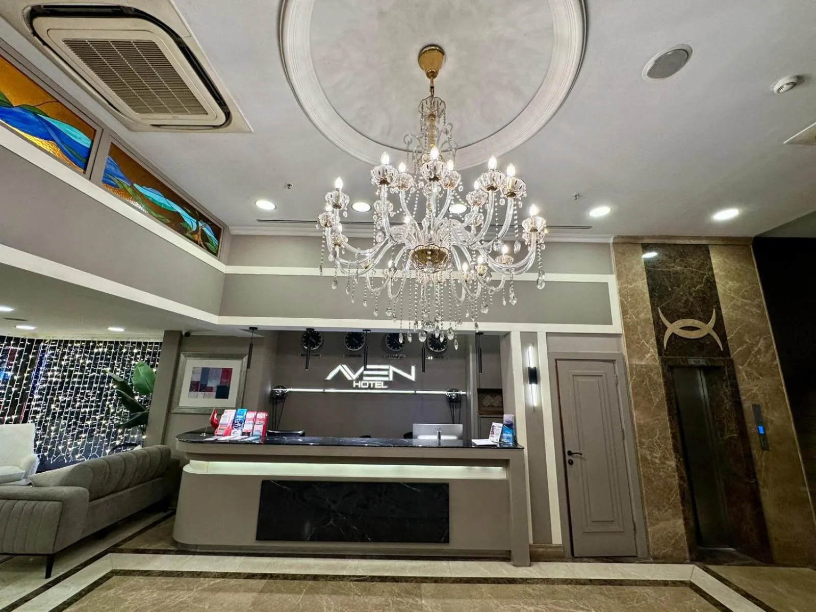 Lobby or reception in Aven Hotel