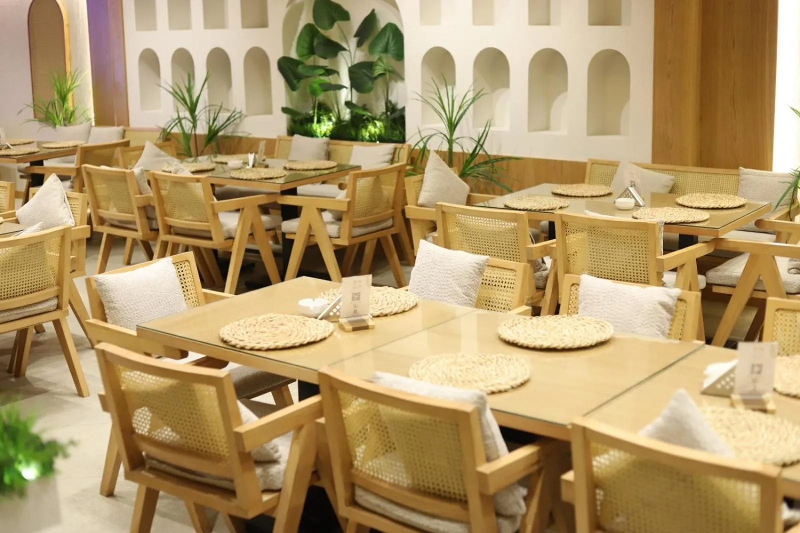 Restaurant/places to eat in XU San Stefano Hotel Alexandria