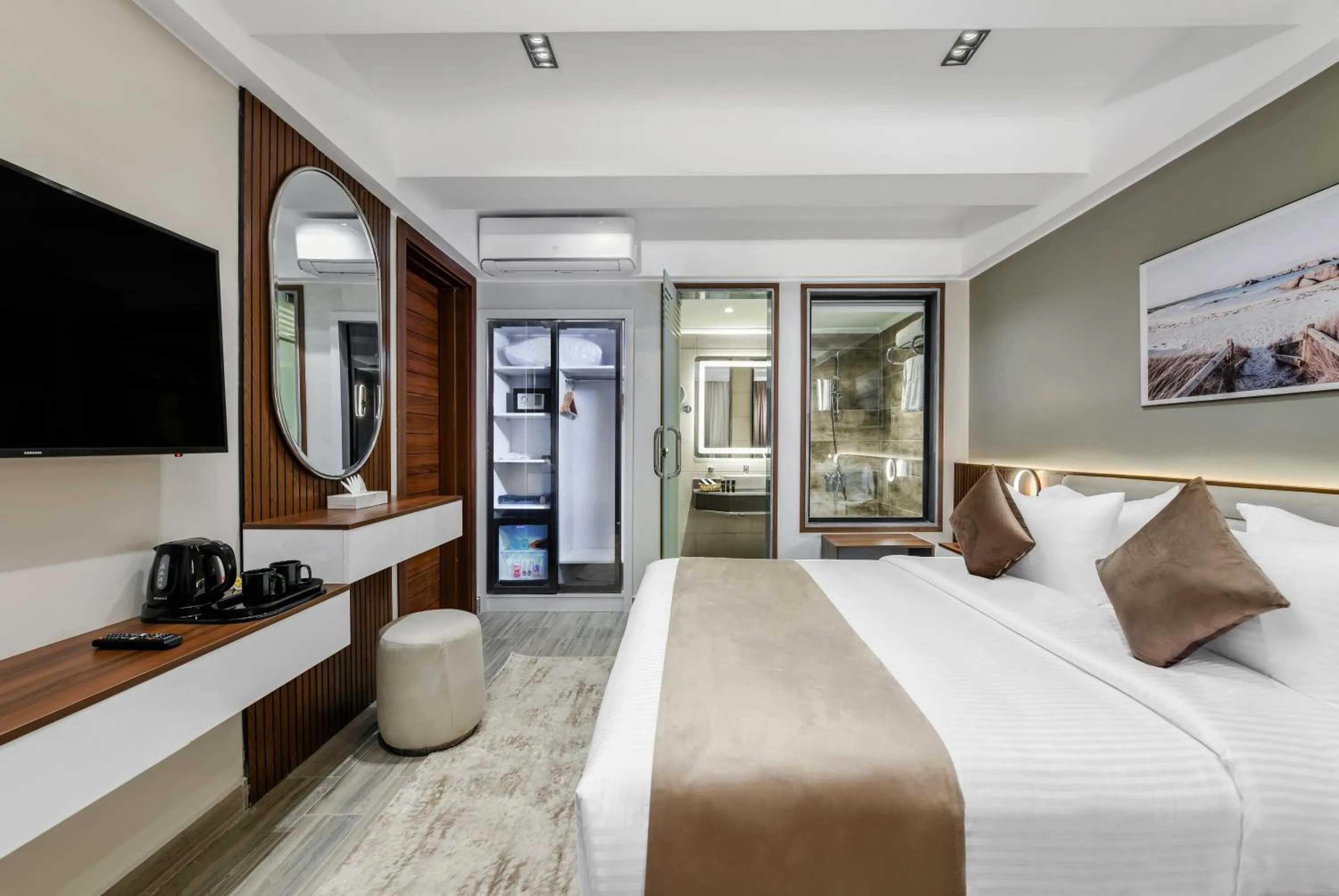 Bedroom, Bed in XU San Stefano Hotel Alexandria