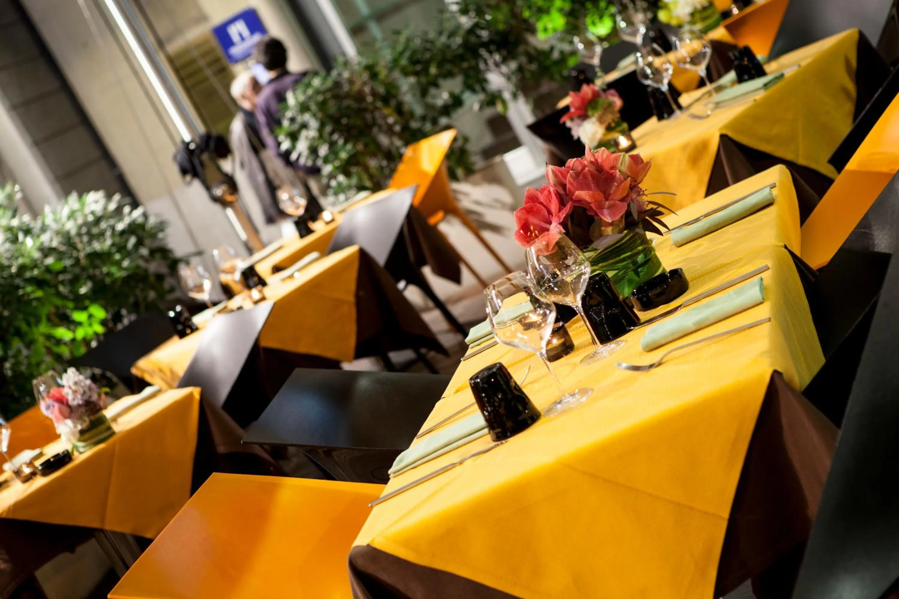 Restaurant/places to eat in Arli Hotel Business and Wellness