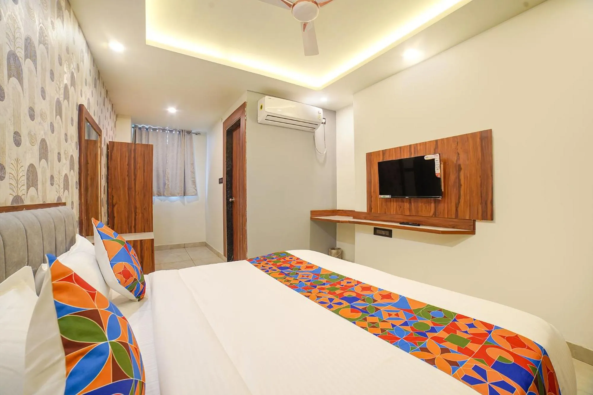 Bed in FabHotel Bliss Residency