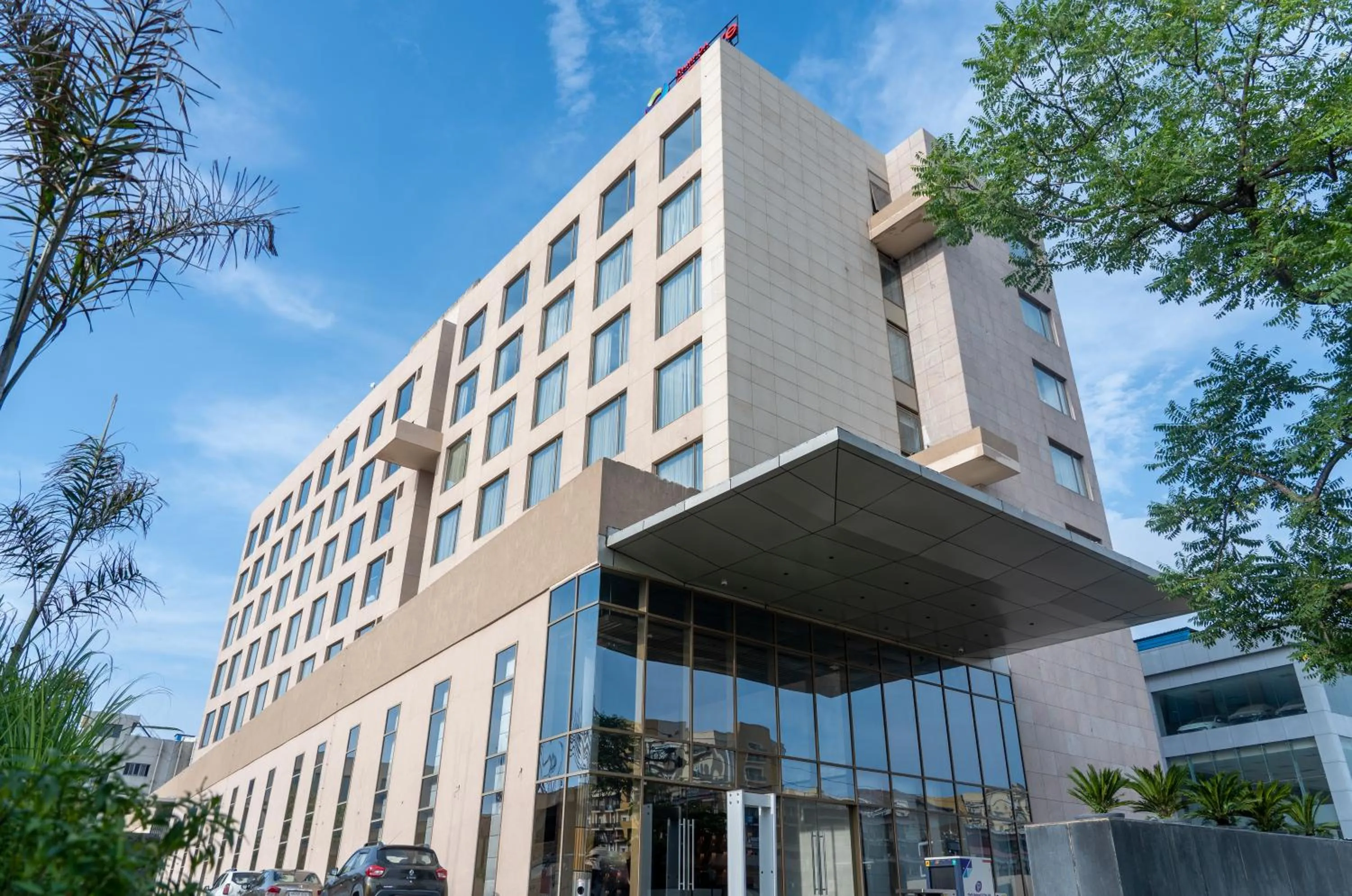 Ramada Encore By Wyndham Bhiwadi Phool Bagh Chowk