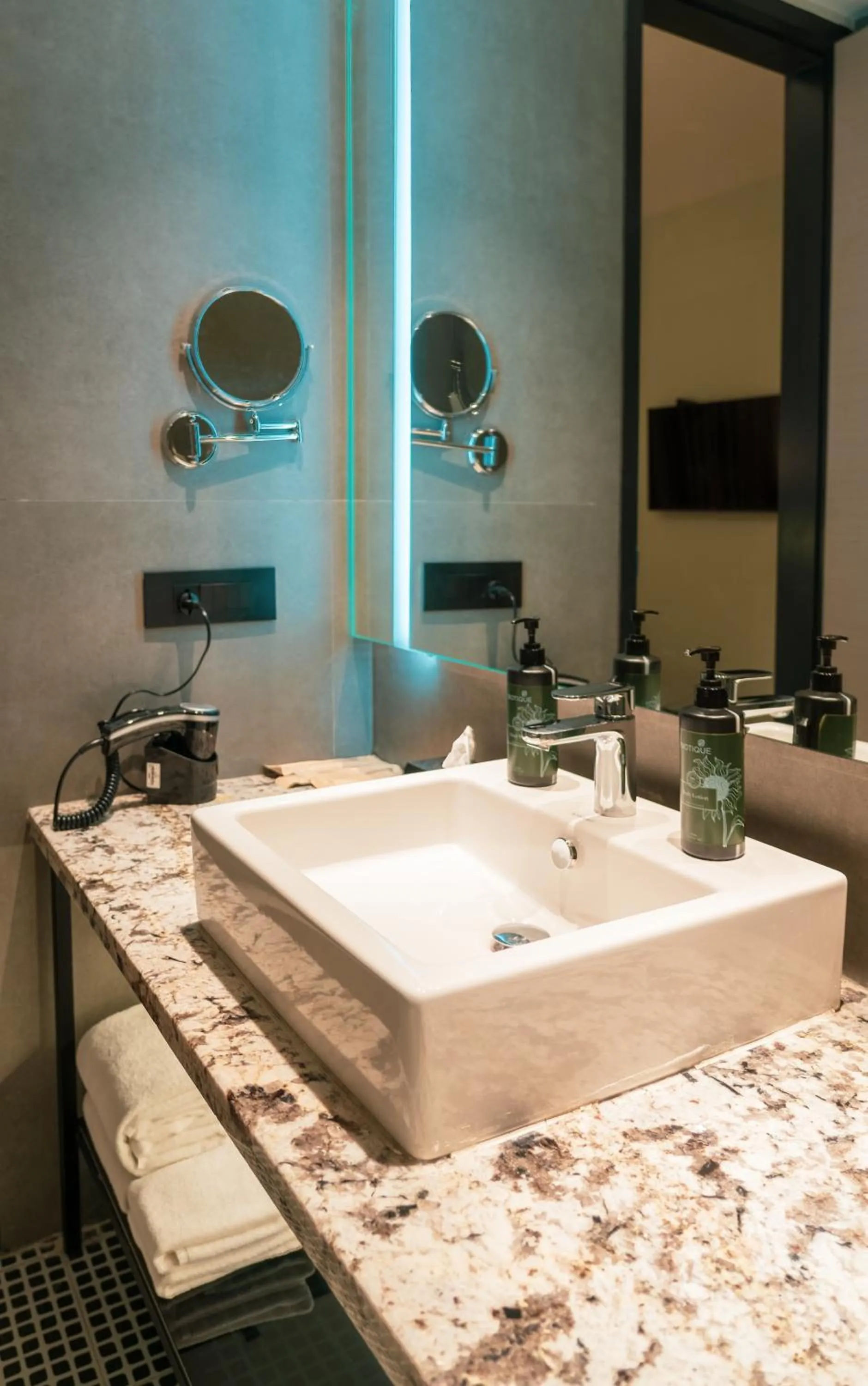 Bathroom in Ramada Encore By Wyndham Bhiwadi Phool Bagh Chowk