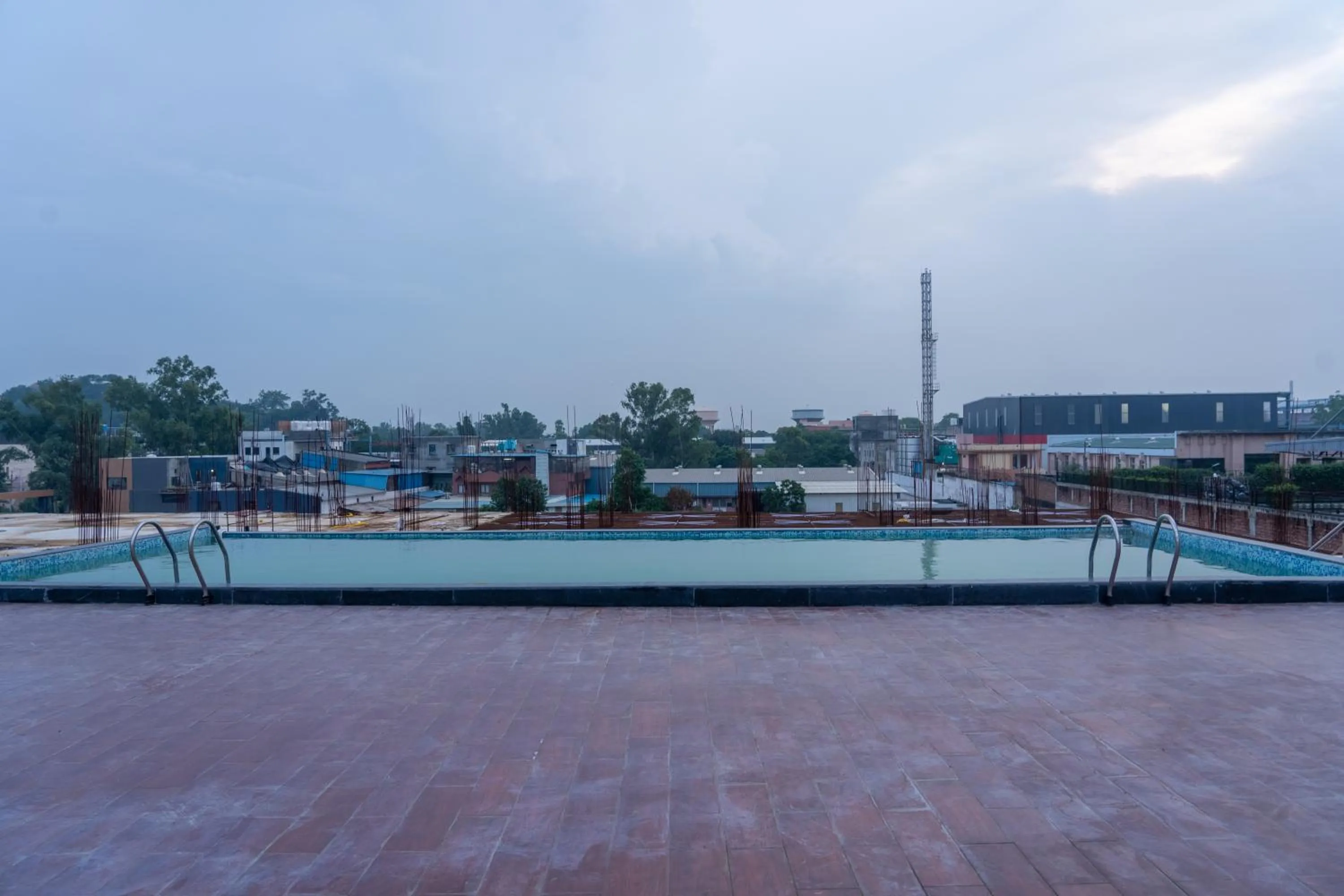 Ramada Encore By Wyndham Bhiwadi Phool Bagh Chowk