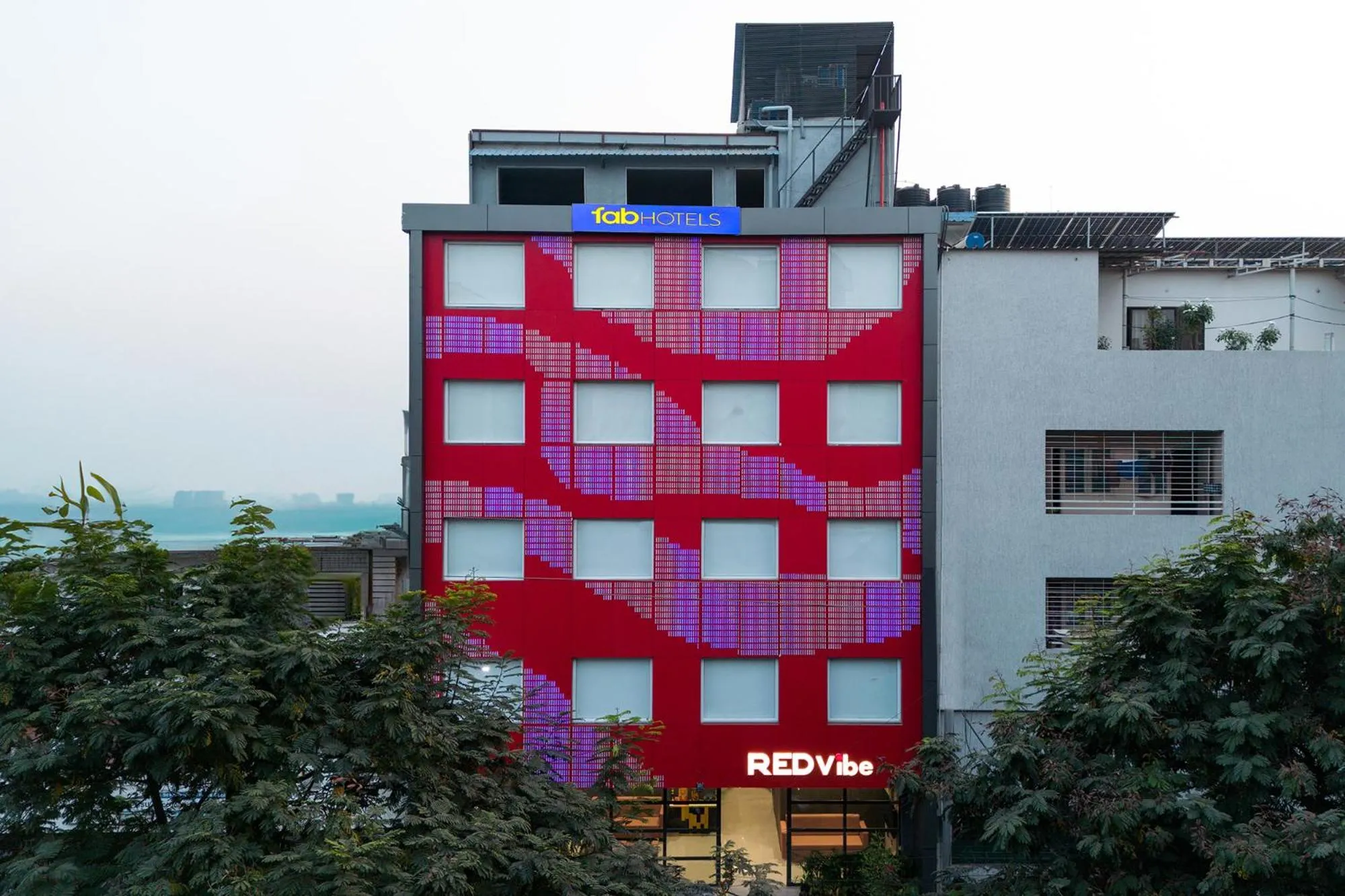 FabHotel Red Vibe - Kasturba Nagar