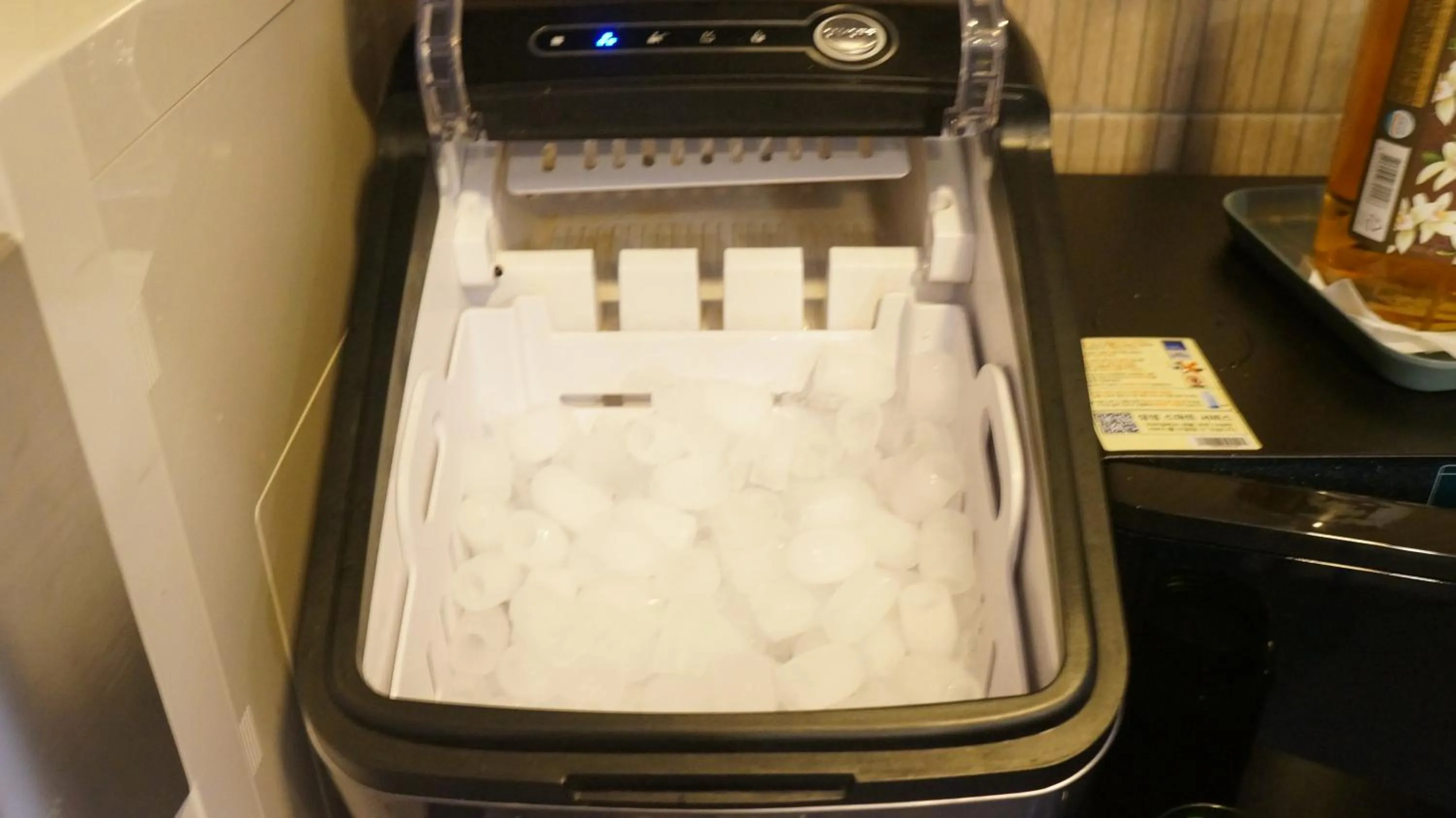 Dining area in Rosy Hotel