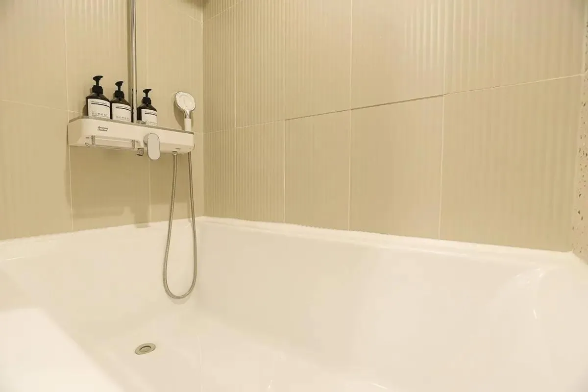 Bathroom in Rosy Hotel