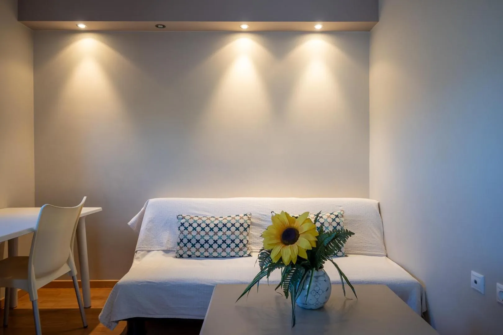 Living room in Triantafillas Suites