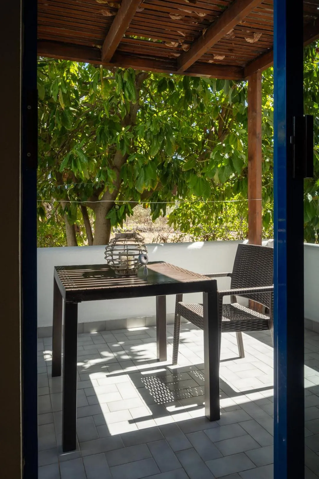 Day in Triantafillas Suites