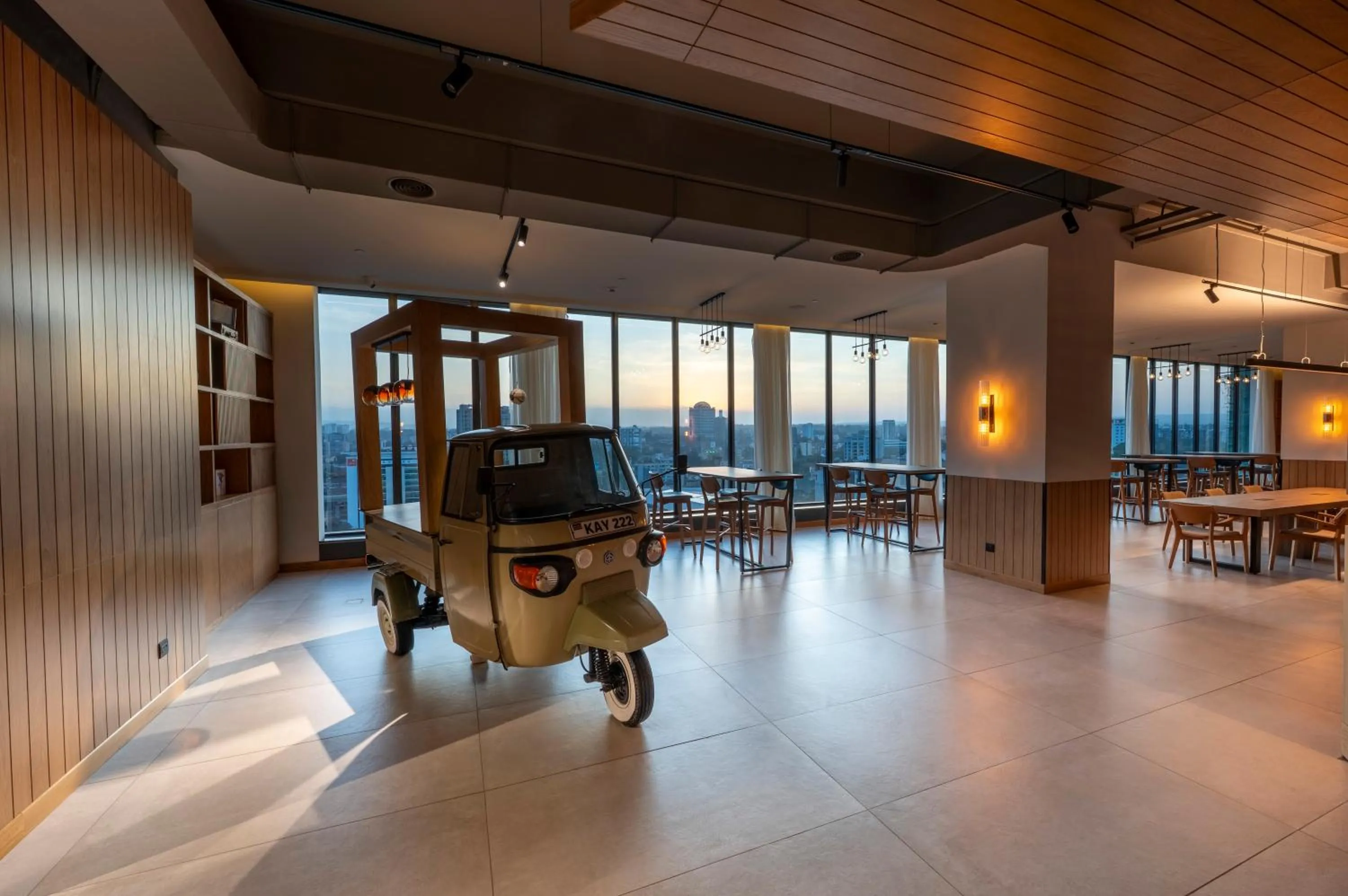 Restaurant/places to eat in Hyatt Place Nairobi Westlands