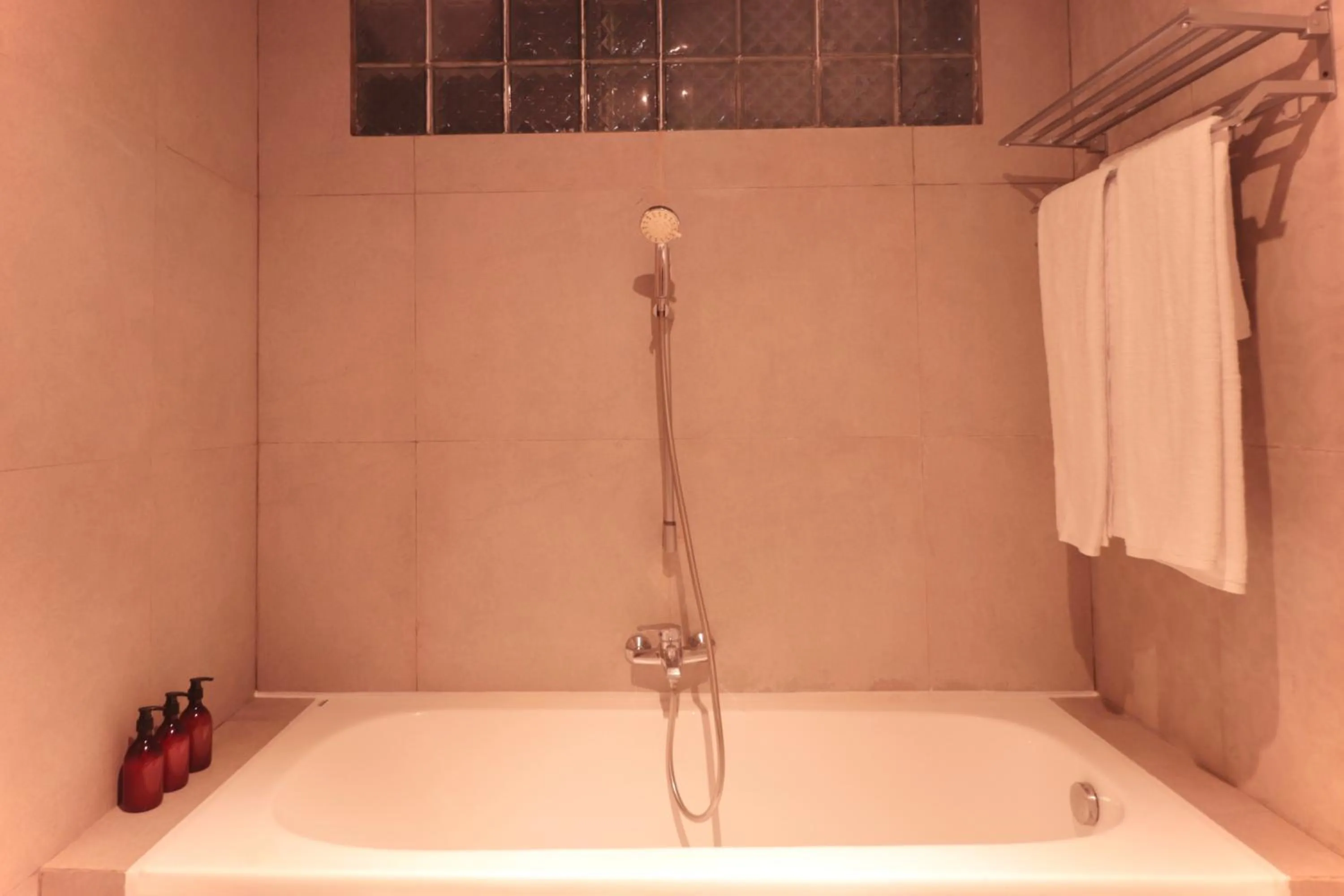 Bath in Amaya Residence Jimbaran