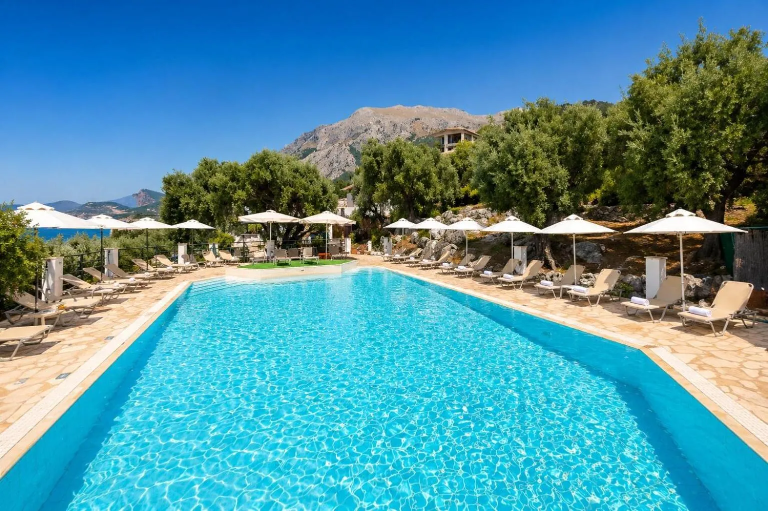 Swimming pool in Nissaki Sea View Hotel