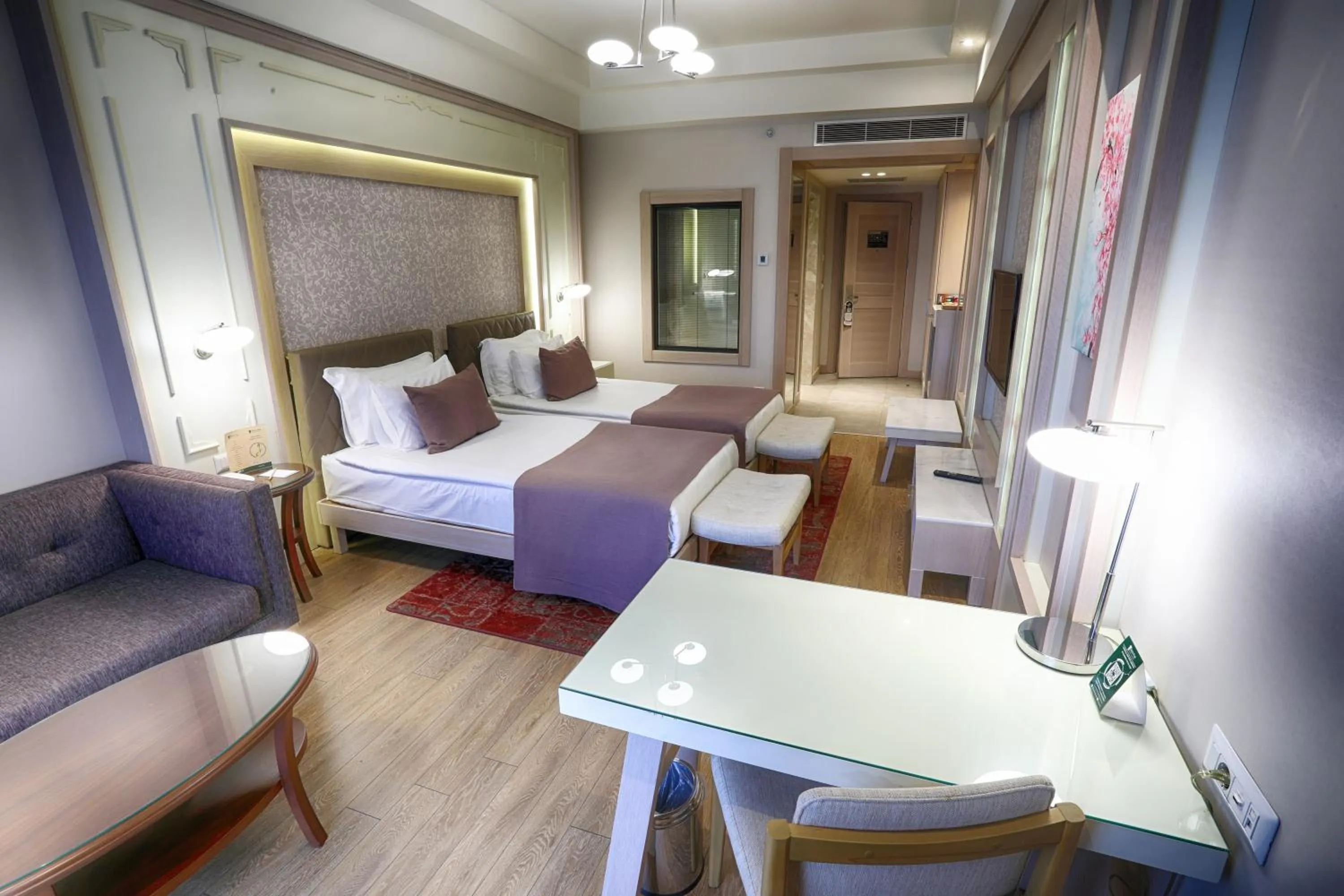 Photo of the whole room, Bed in The Green Park Ankara