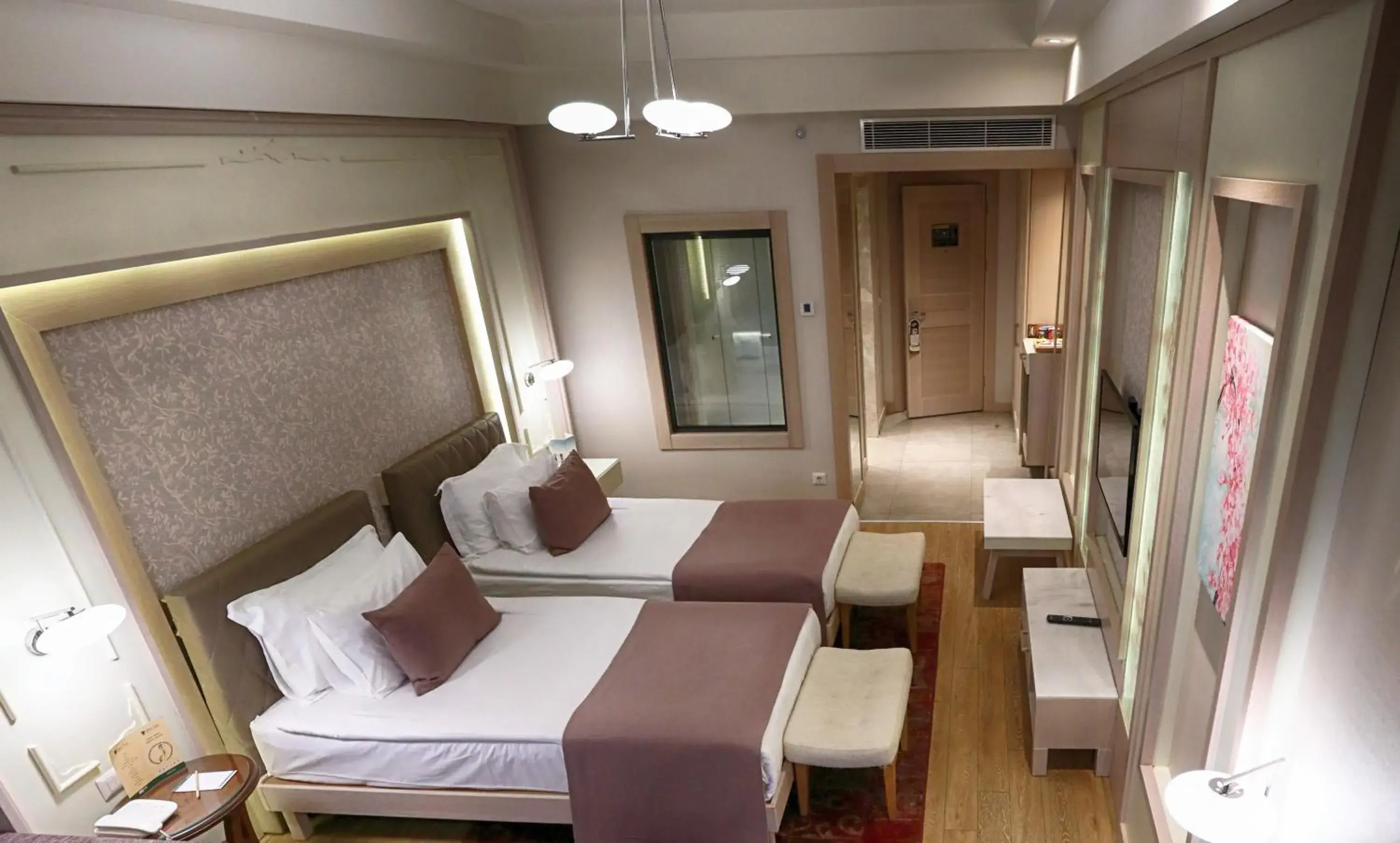 Photo of the whole room, Bed in The Green Park Ankara Photo of the whole room, Bed in The Green Park Ankara