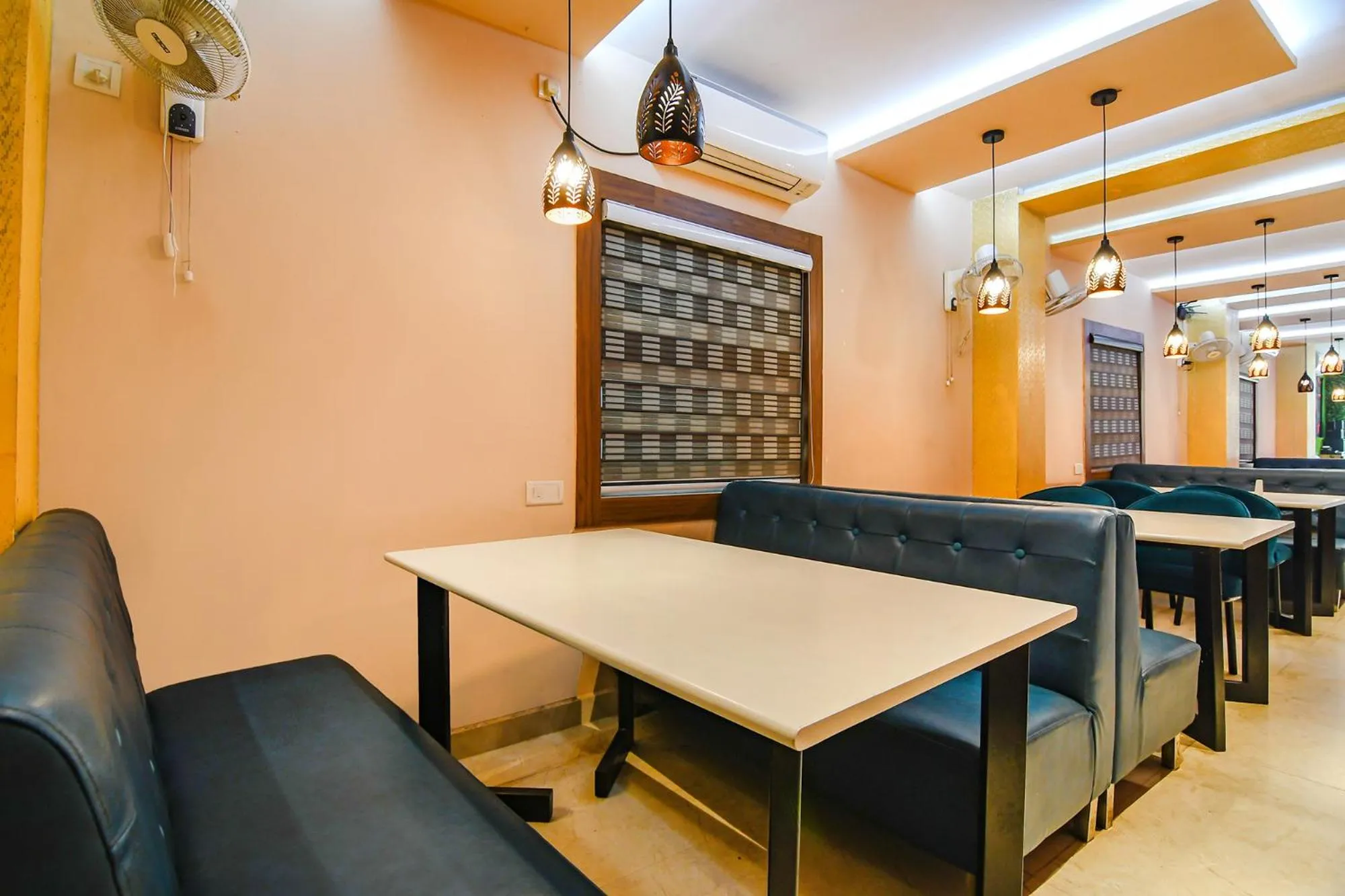 Restaurant/places to eat in FabHotel Sonali Golden Palace - Nr Bhubaneswar Railway Station