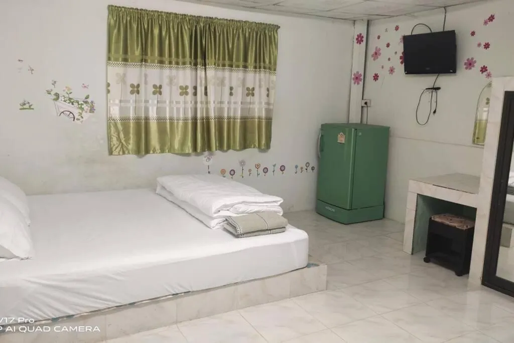 Bed in juloung house