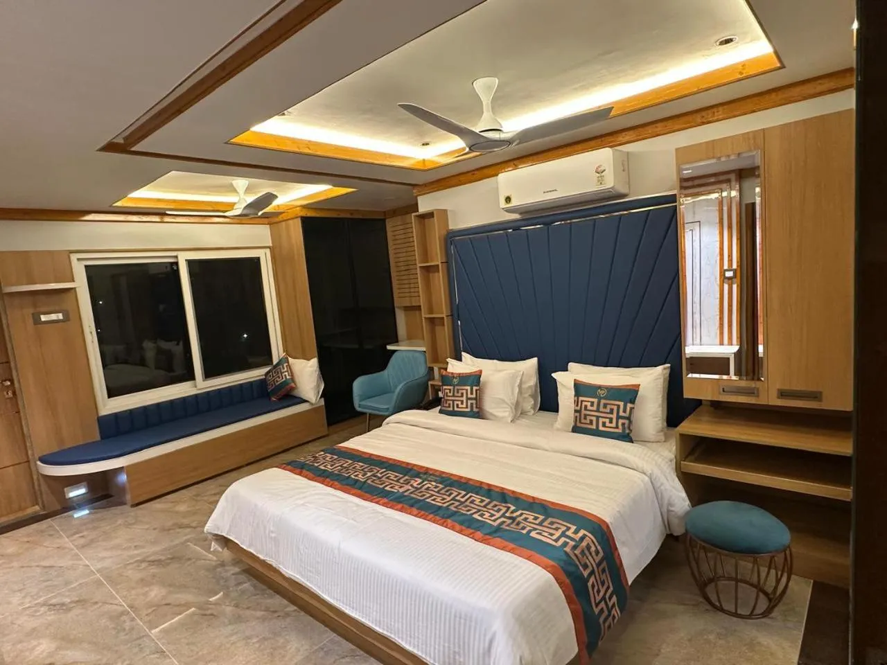 Bed in The VP Residency Towerrs