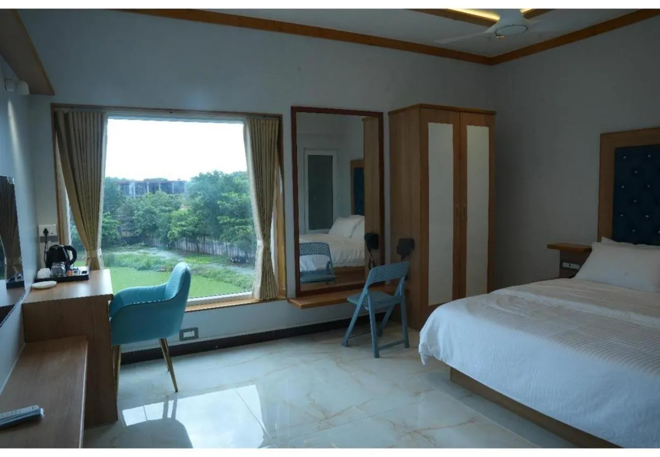 View (from property/room), Bed in The VP Residency Towerrs