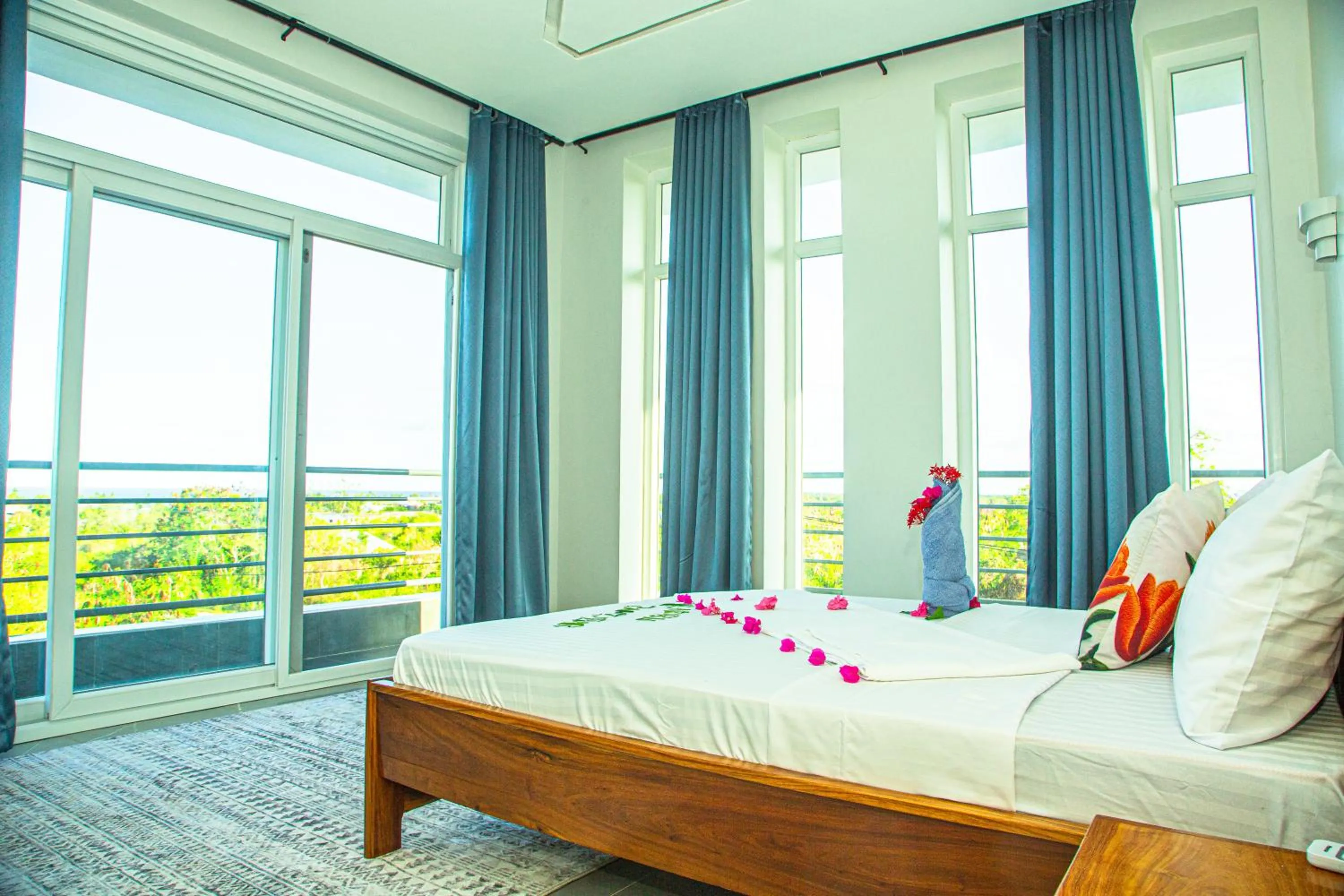 Bed in Jazira Palace