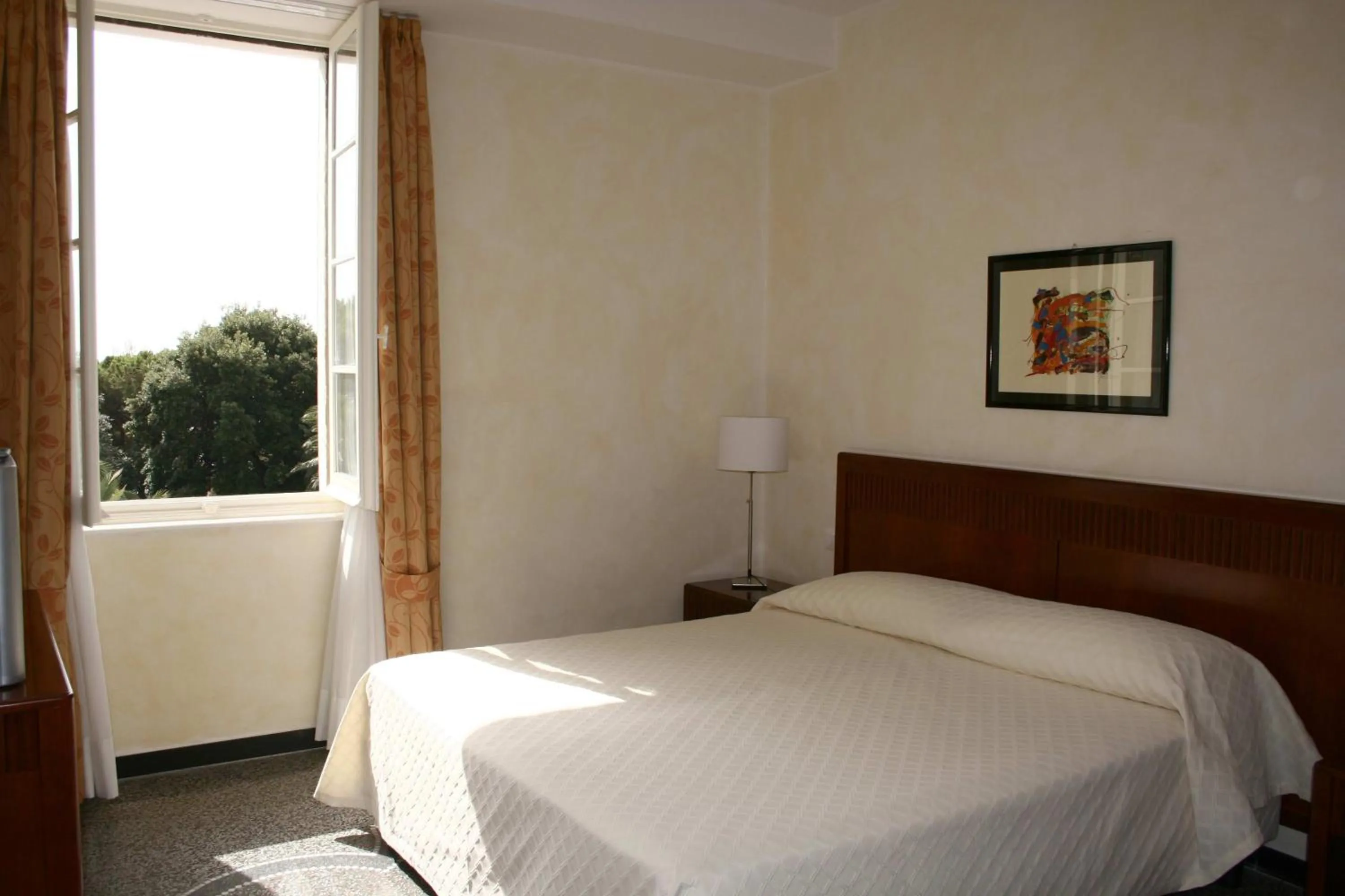 Bed in Villa Imperiale Hotel