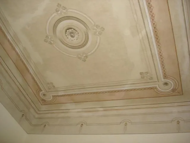 Decorative detail in Villa Imperiale Hotel