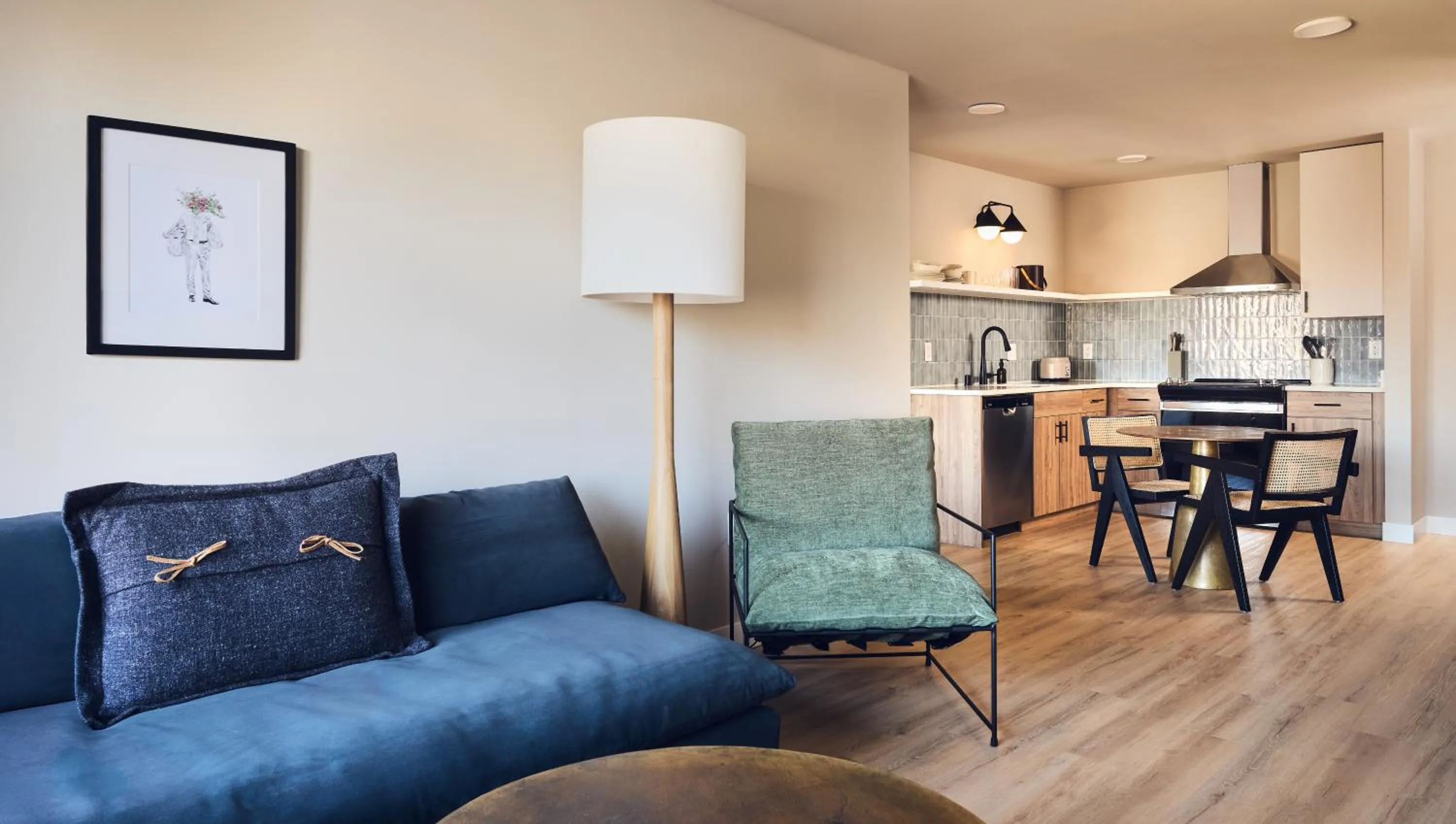 Seating area in The Dylin