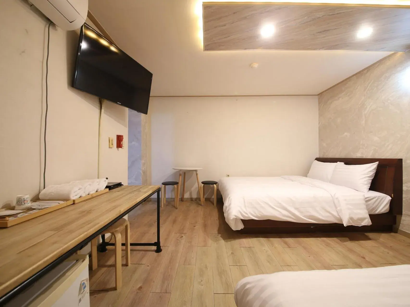 Bed in BOBOS Hotel Bed in BOBOS Hotel