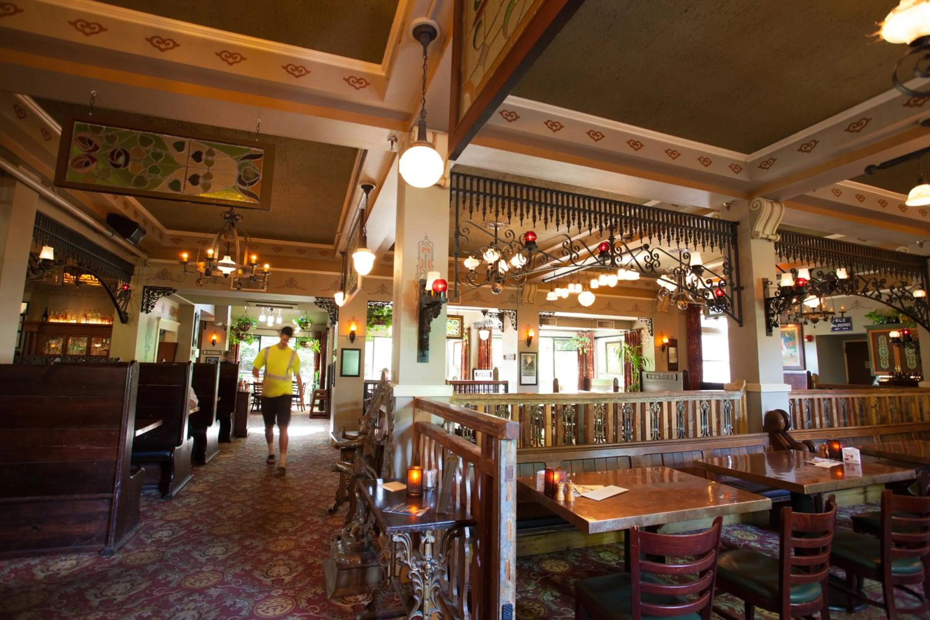 Restaurant/places to eat in McMenamins Grand Lodge