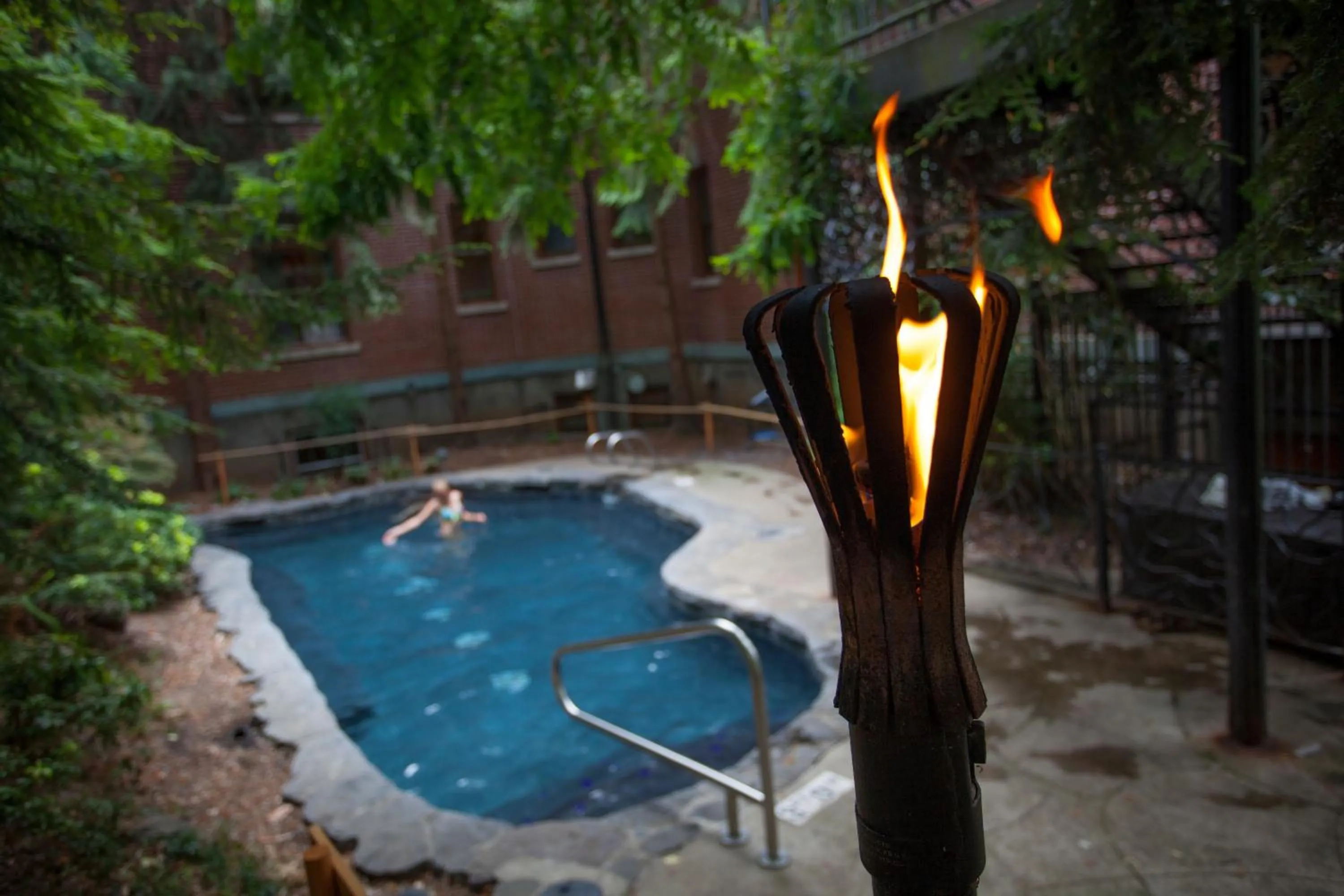 Pool view in McMenamins Grand Lodge