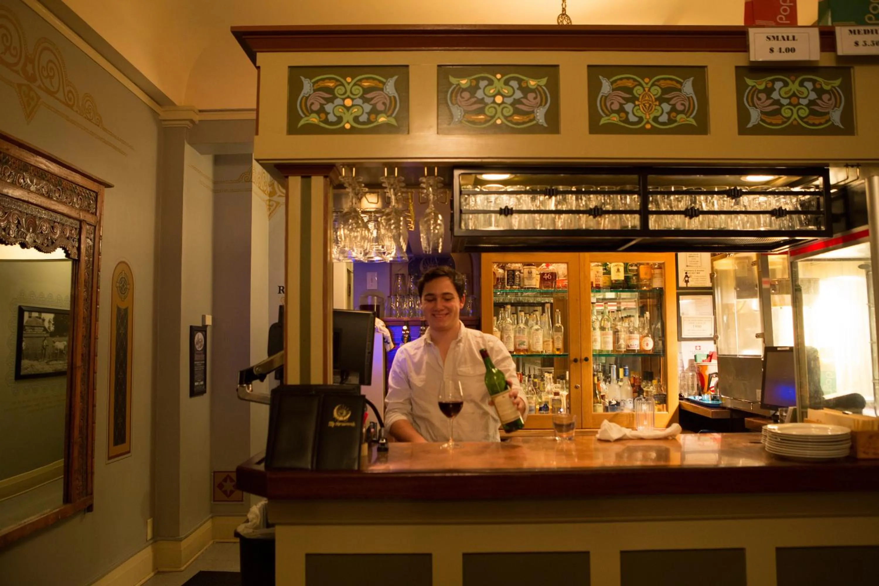 Lounge or bar in McMenamins Grand Lodge