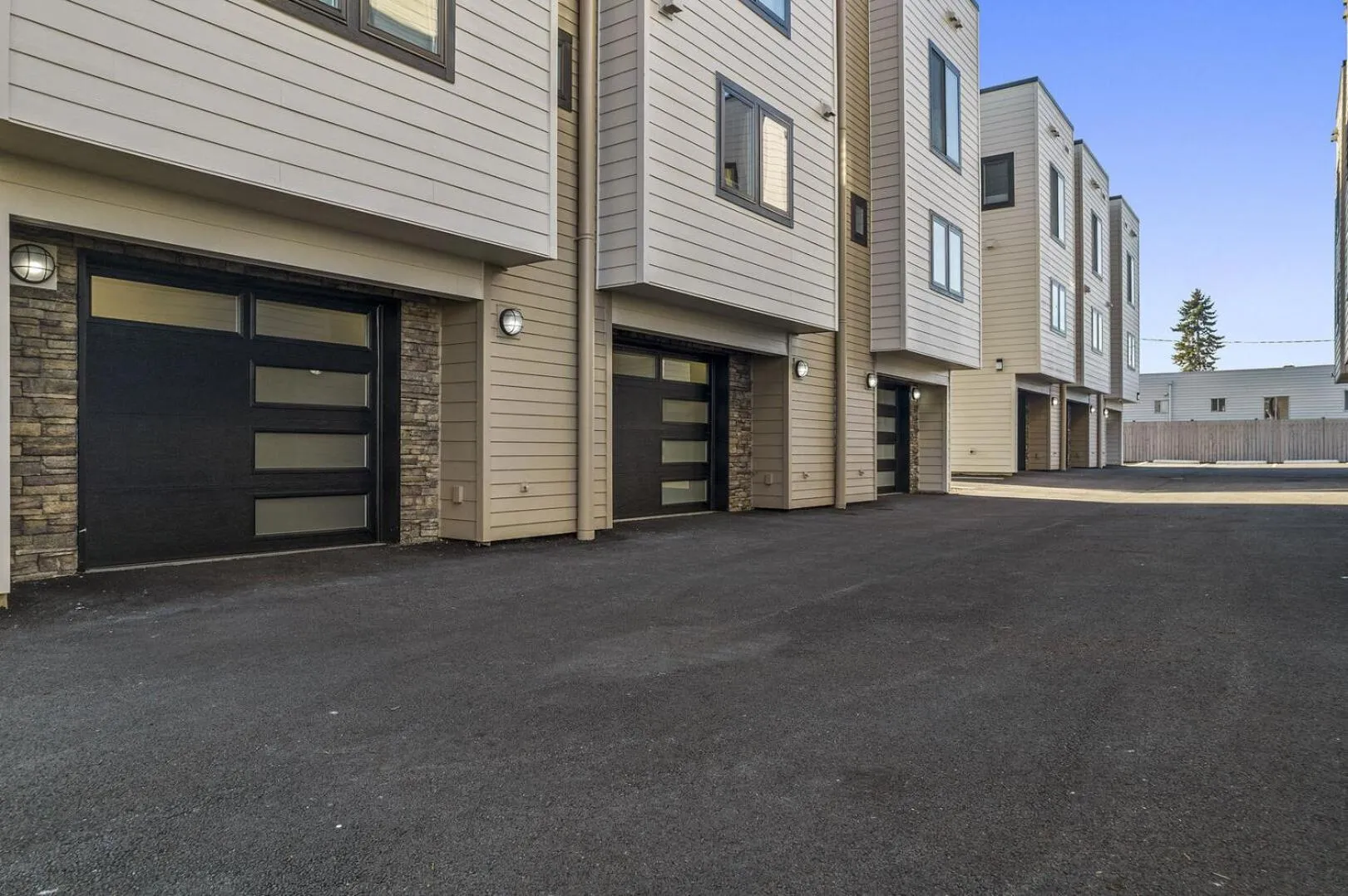 New Fully Updated Condo 914 in Anacortes