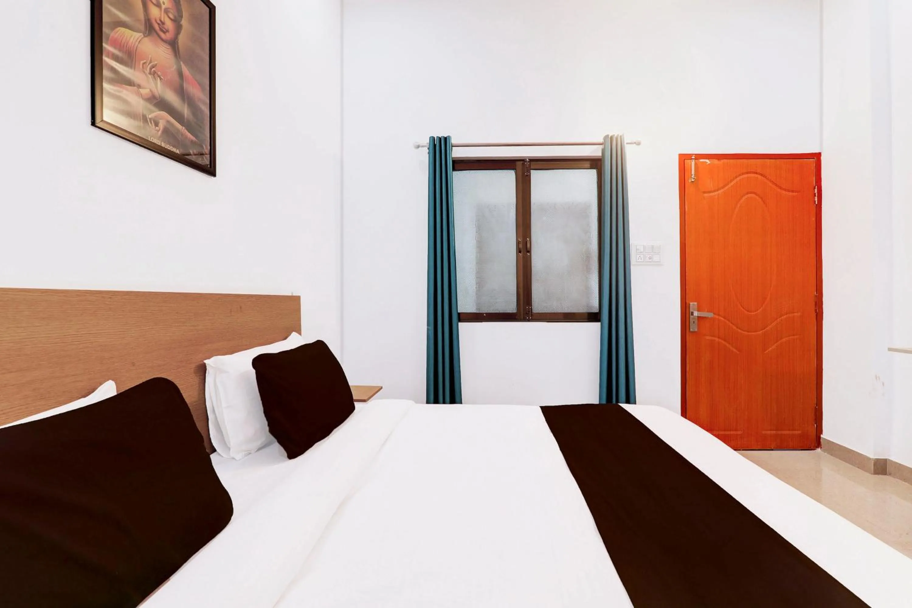 Bedroom, Bed in Hotel O JP INN