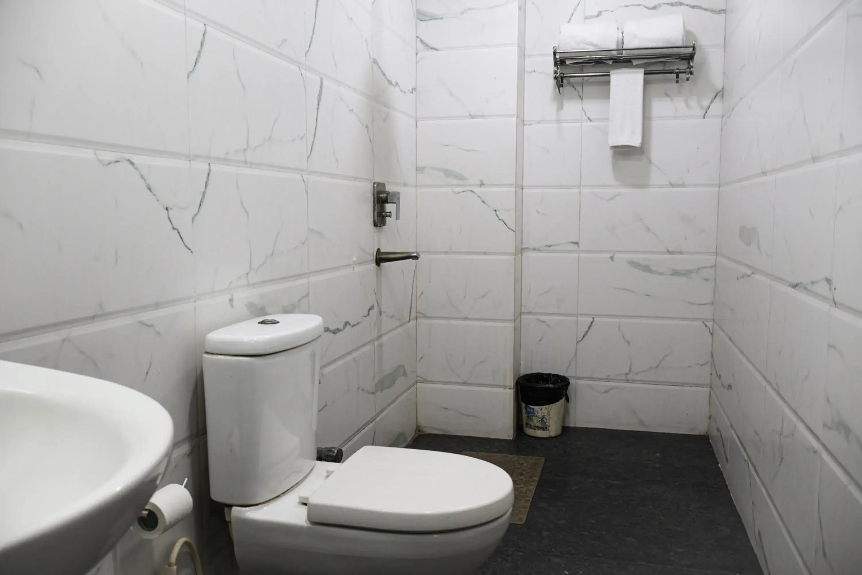 Bathroom in HHW Hotel- Agra Bathroom in HHW Hotel- Agra