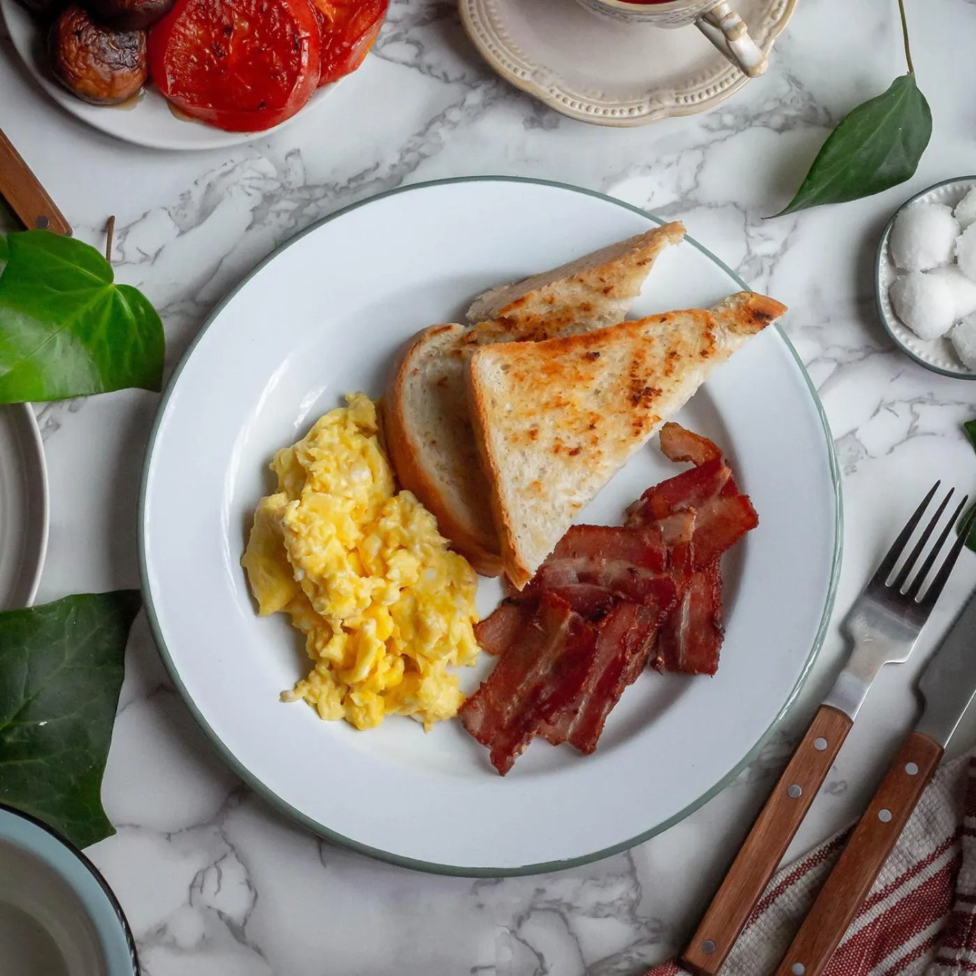 Food in Azalea Motel