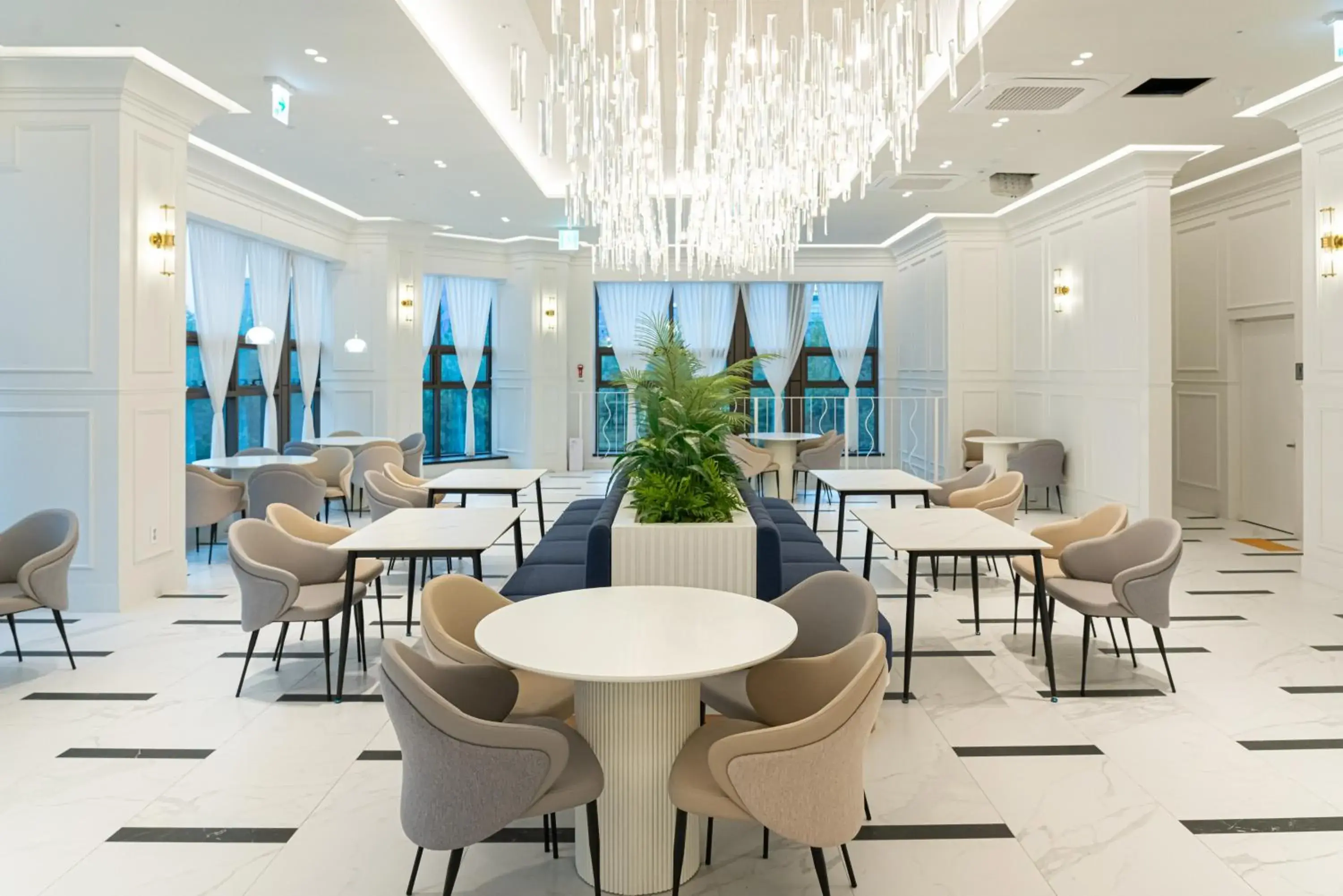 Restaurant/places to eat in The Gleam Hotel Restaurant/places to eat in The Gleam Hotel