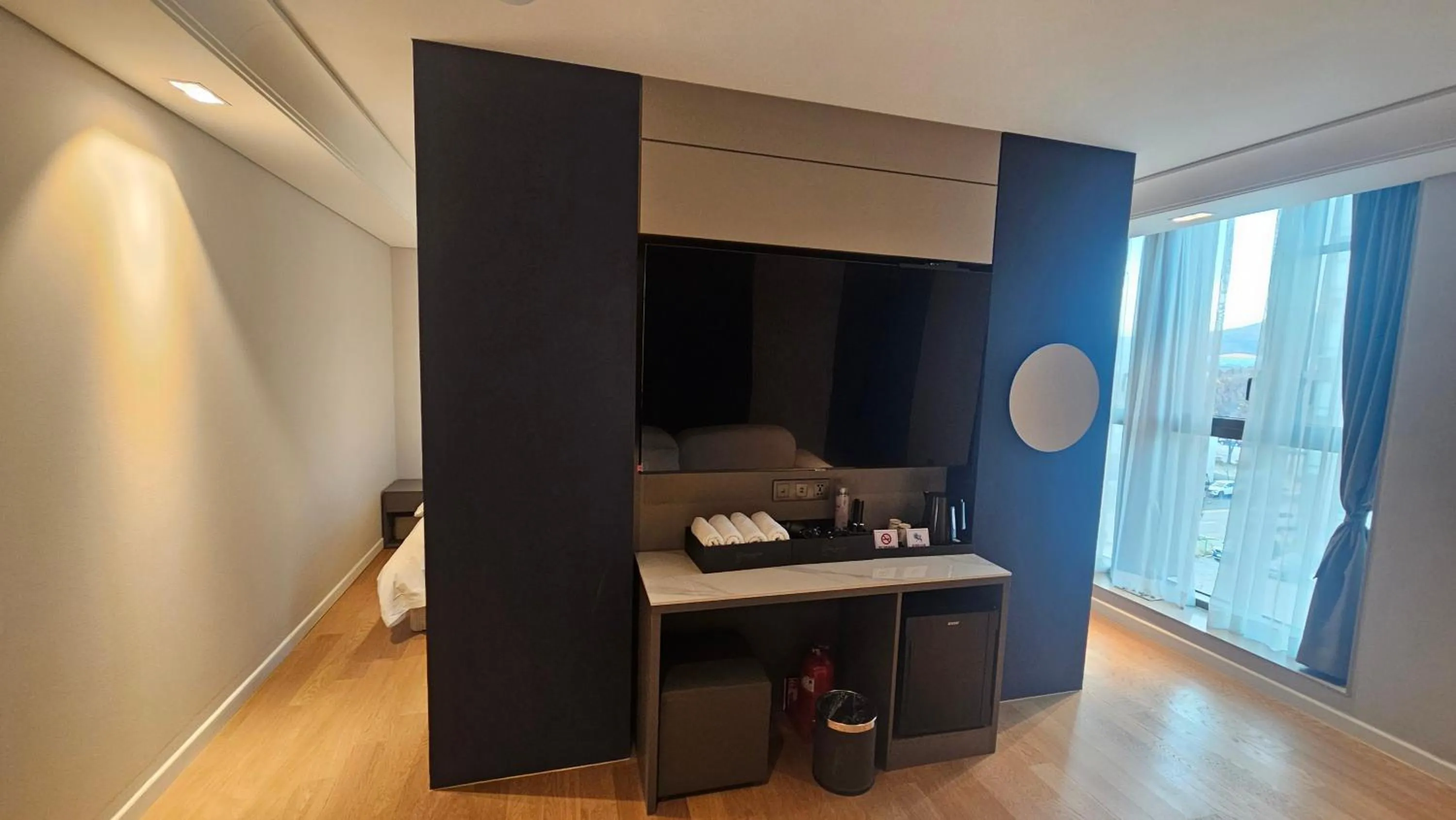 Bedroom in The Gleam Hotel