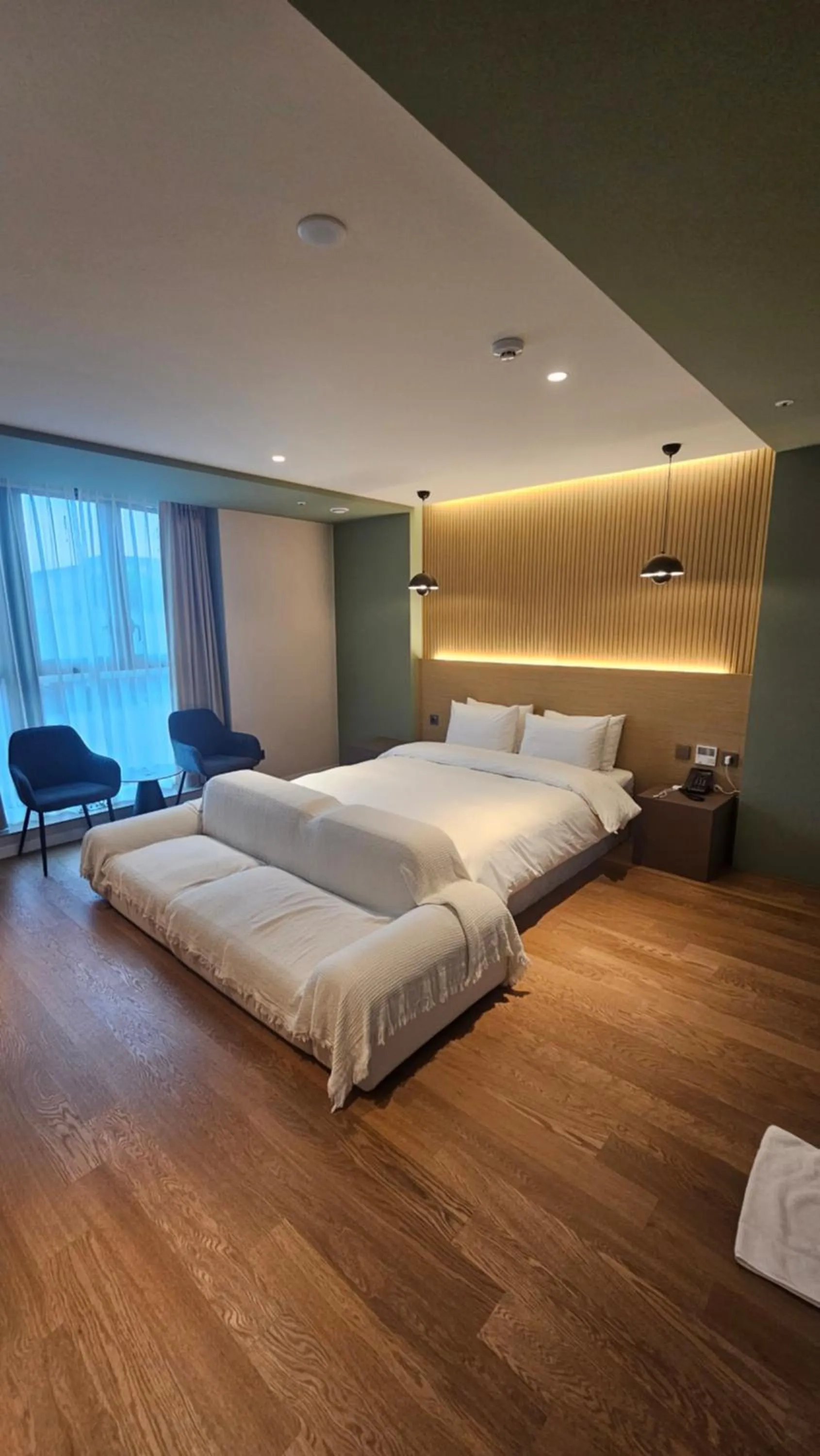 Bedroom in The Gleam Hotel