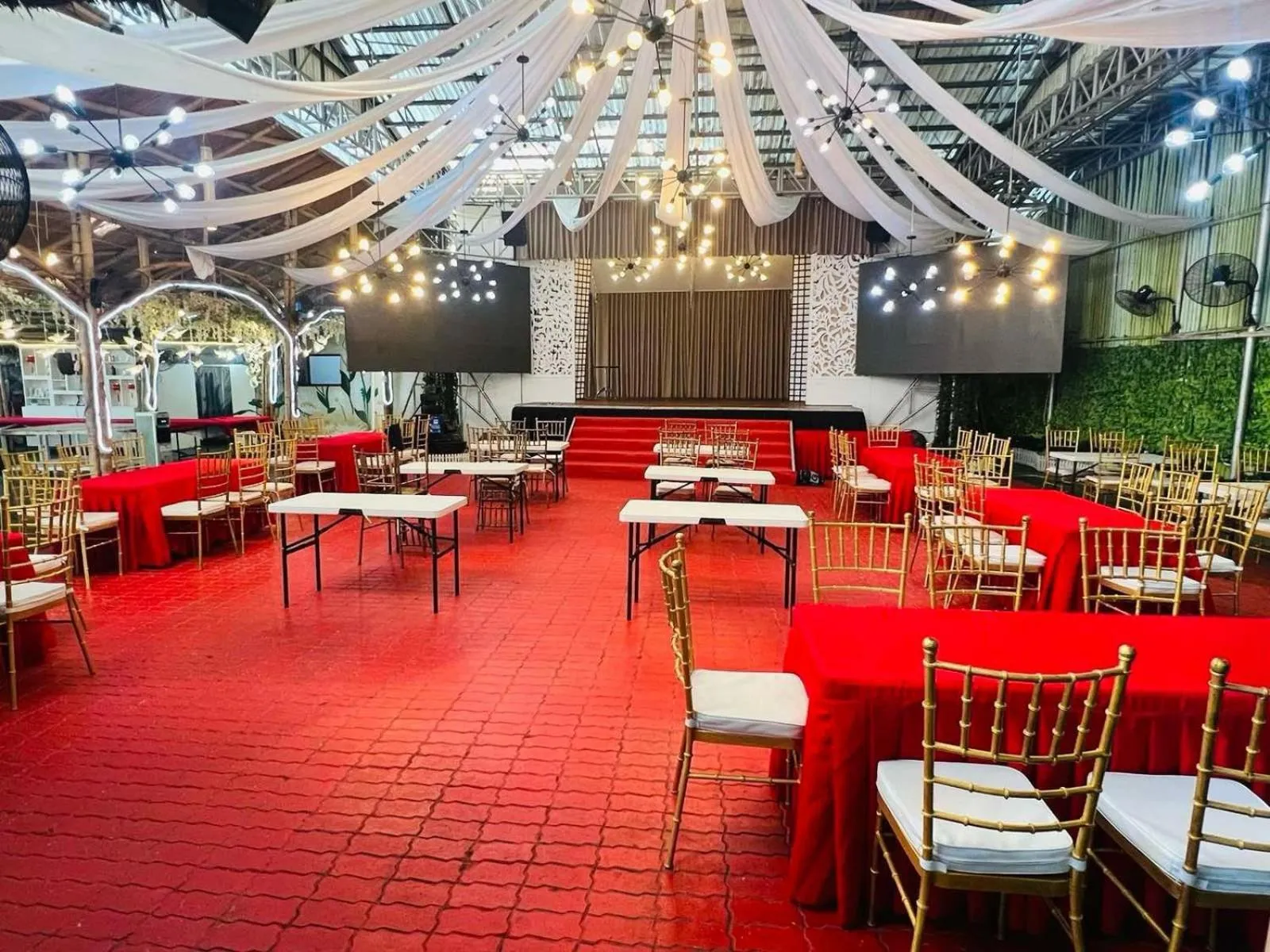 Royal Suites Condotel