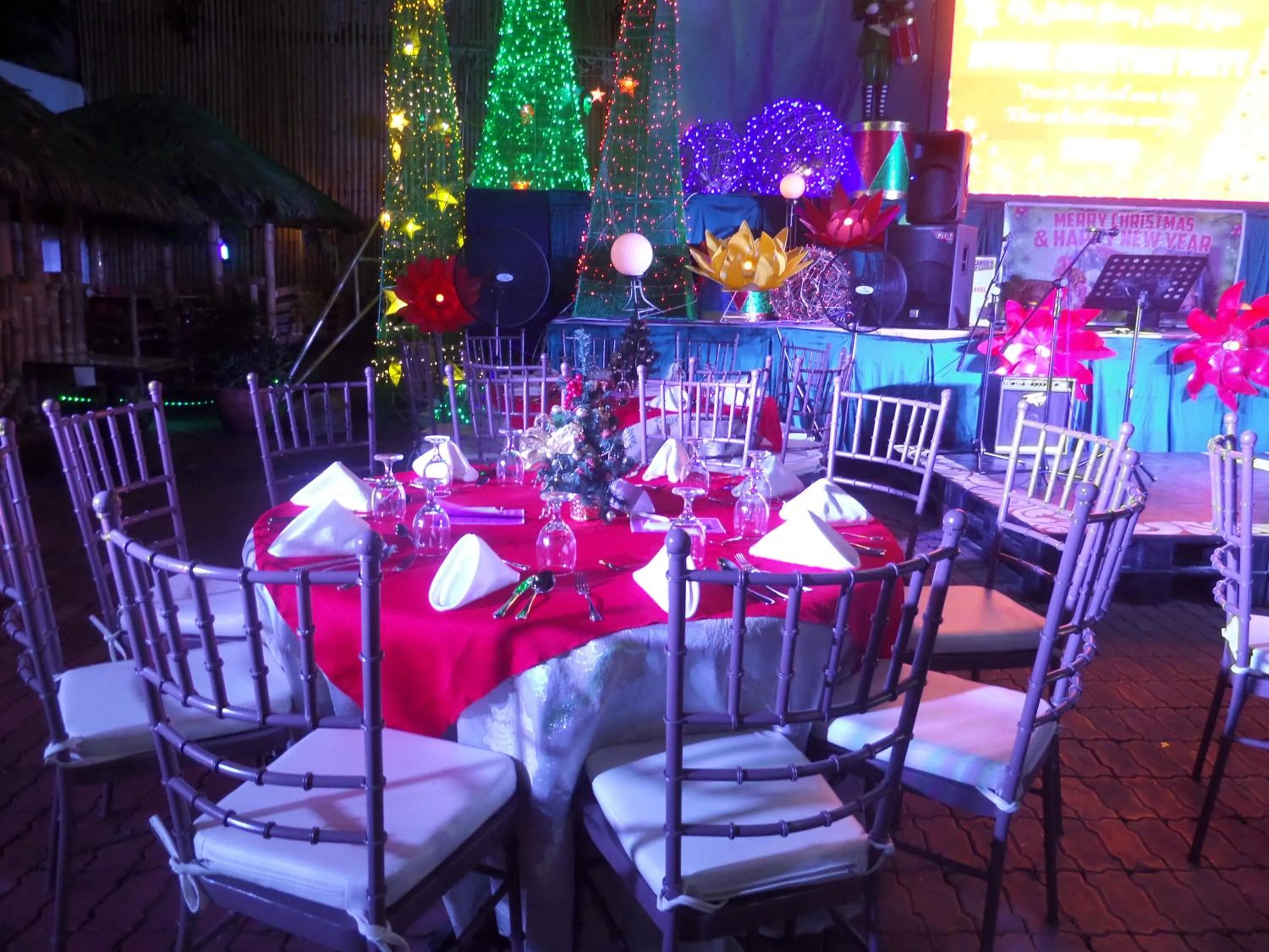 Garden in Royal Suites Condotel