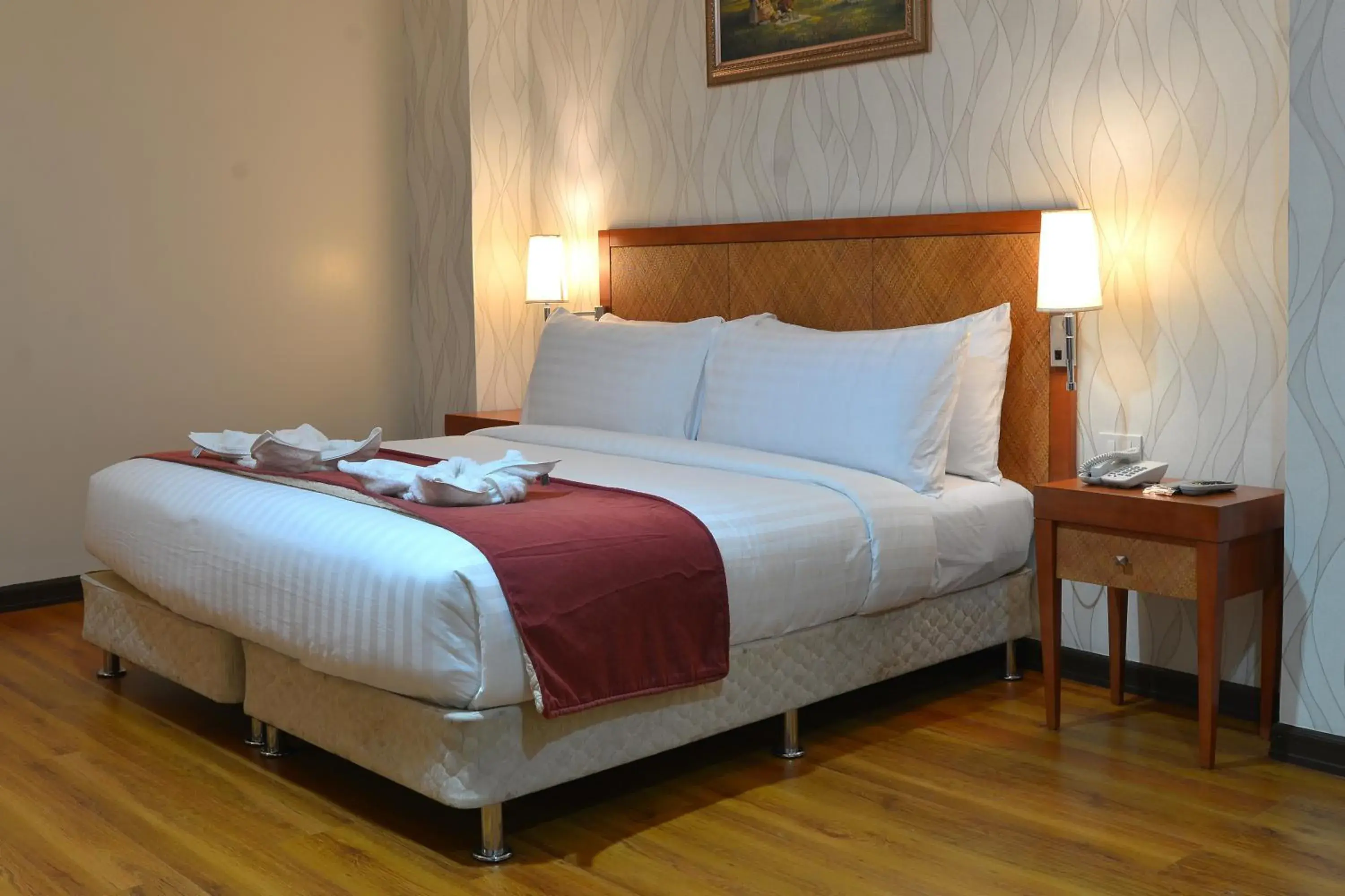 Bed in Royal Suites Condotel Bed in Royal Suites Condotel