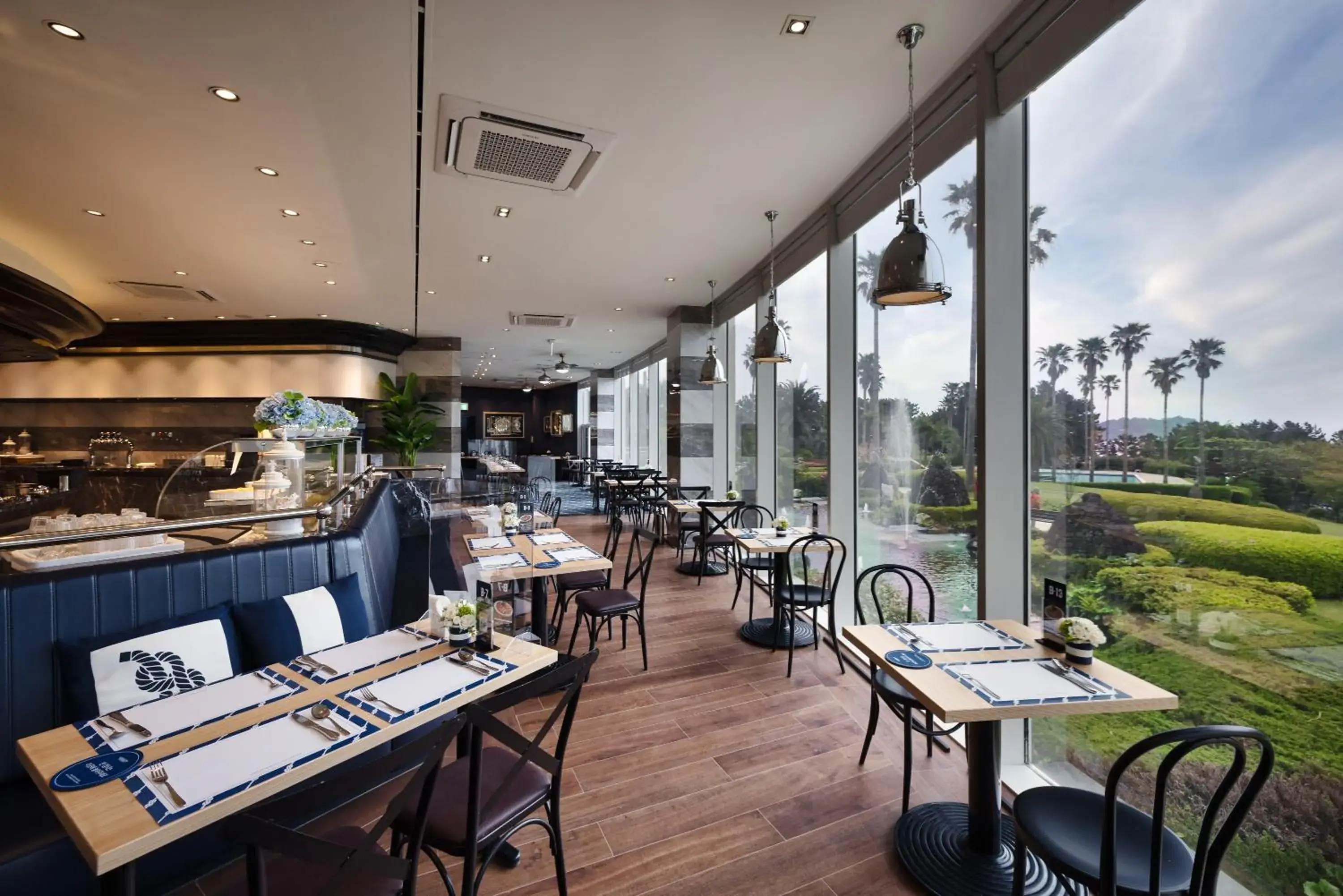 Restaurant/places to eat in Kensington Resort Seogwipo Restaurant/places to eat in Kensington Resort Seogwipo