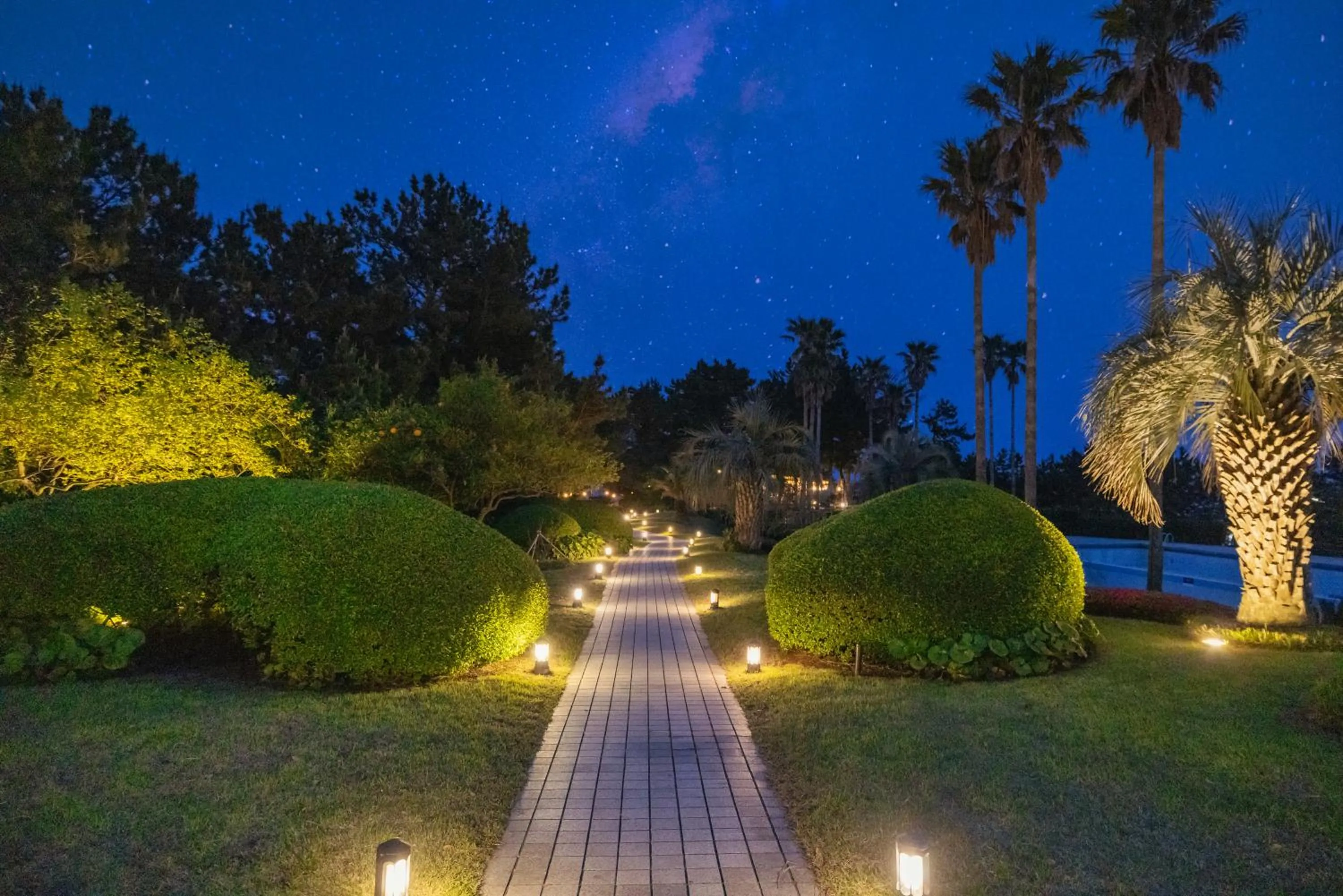 Night in Kensington Resort Seogwipo