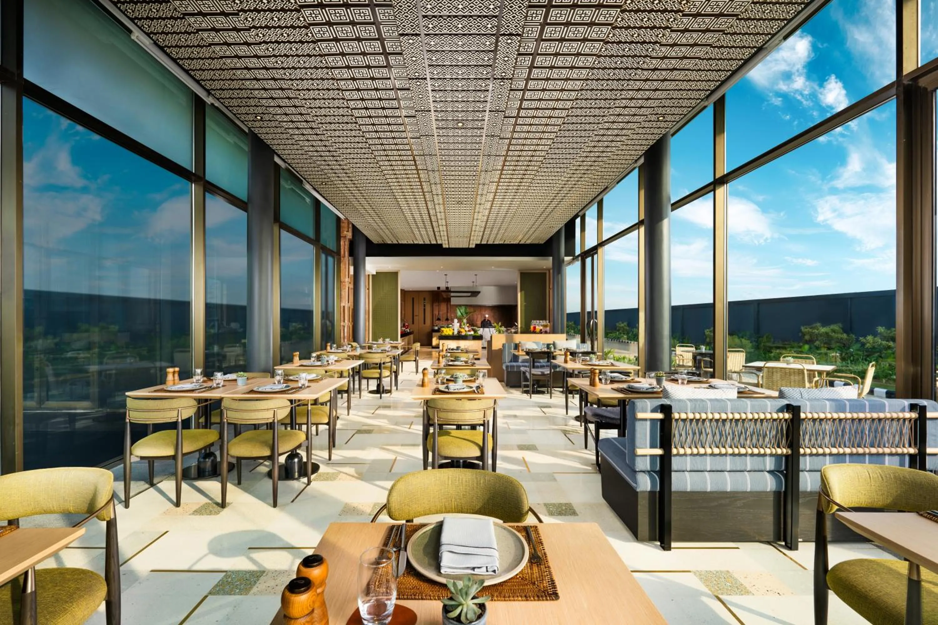 Restaurant/places to eat in Taj Puri Resort & Spa, Odisha