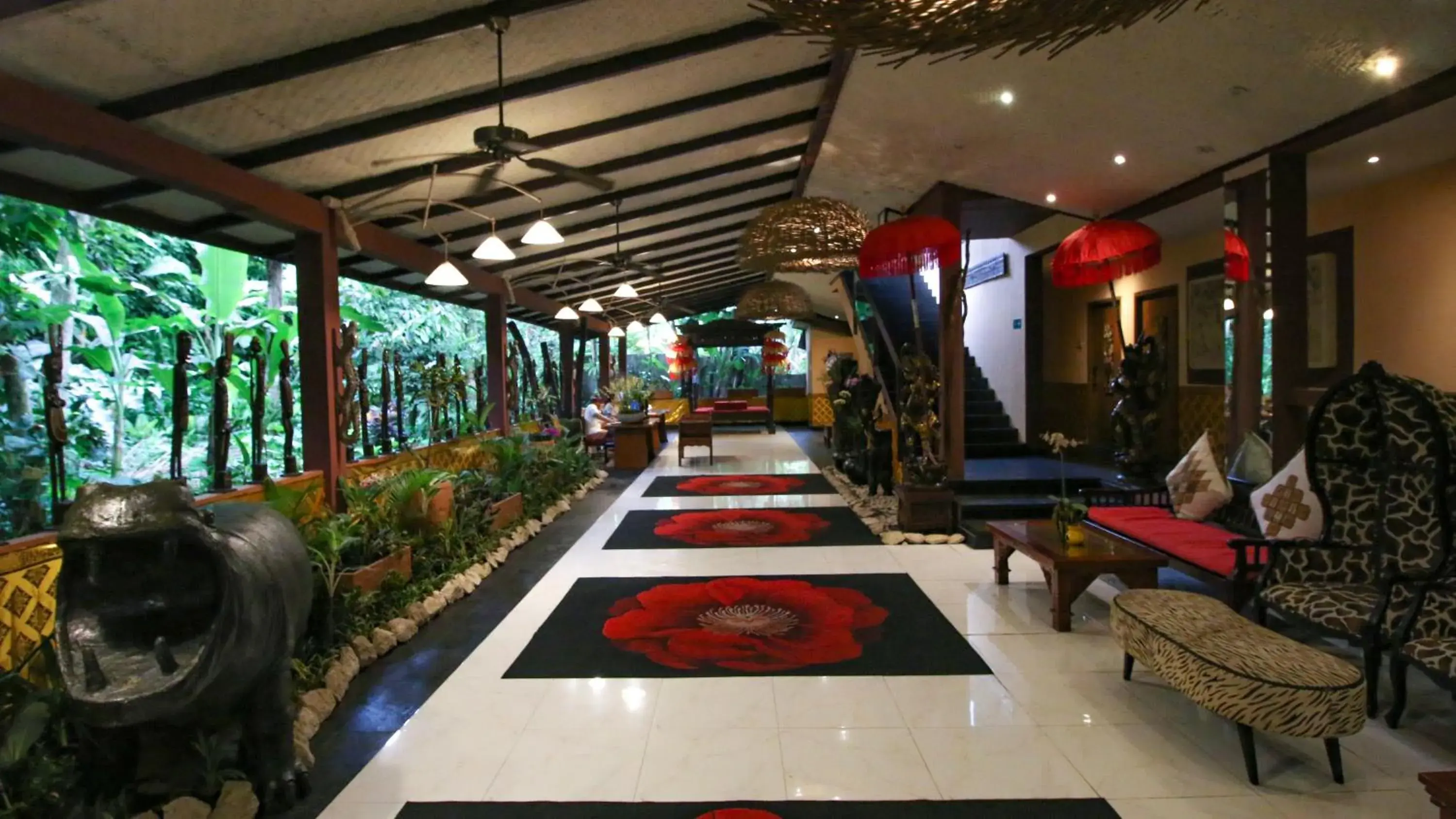 Lobby or reception in Jungle Retreat by Kupu Kupu Barong Lobby or reception in Jungle Retreat by Kupu Kupu Barong